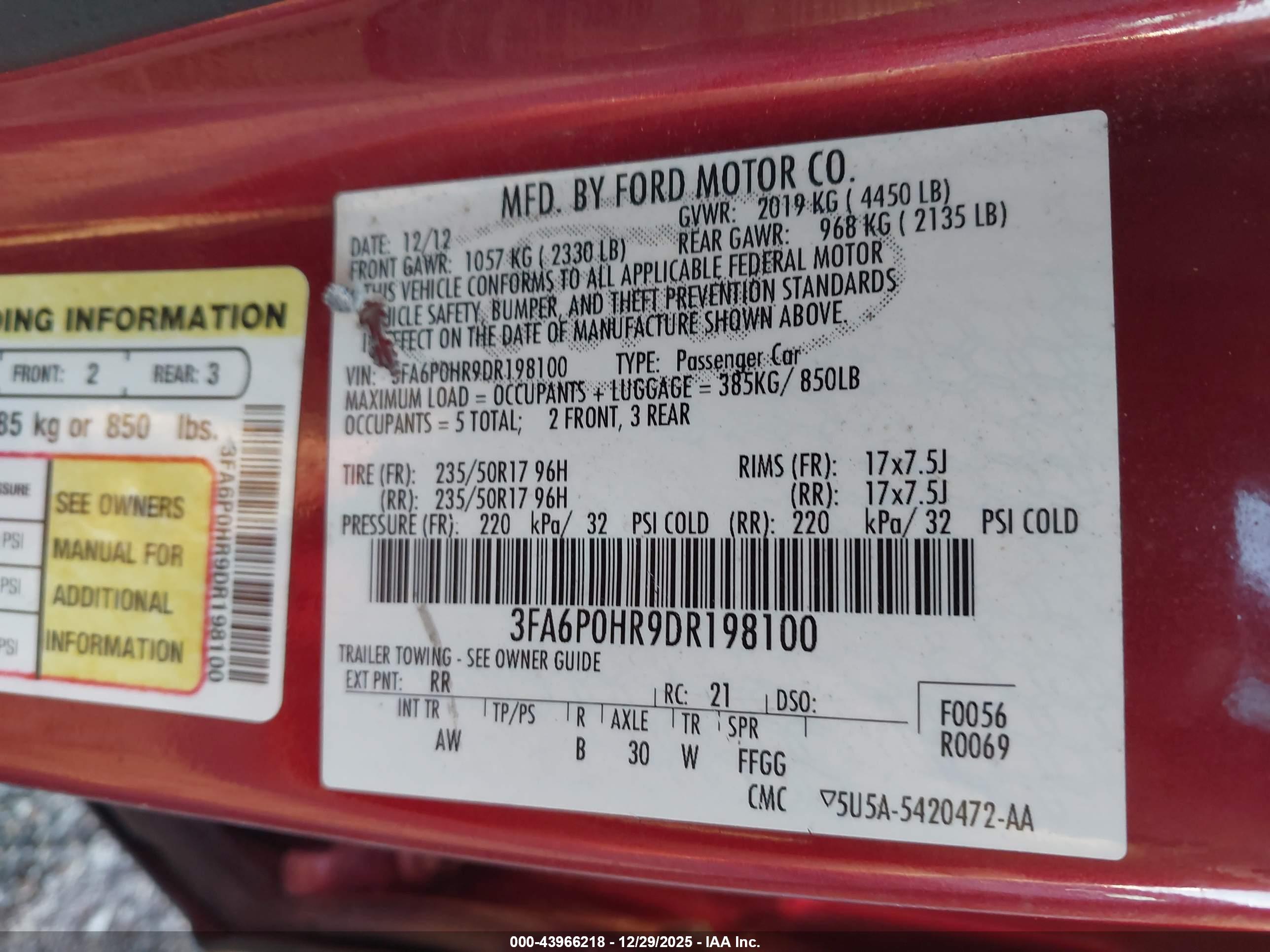 FORD FUSION image 9