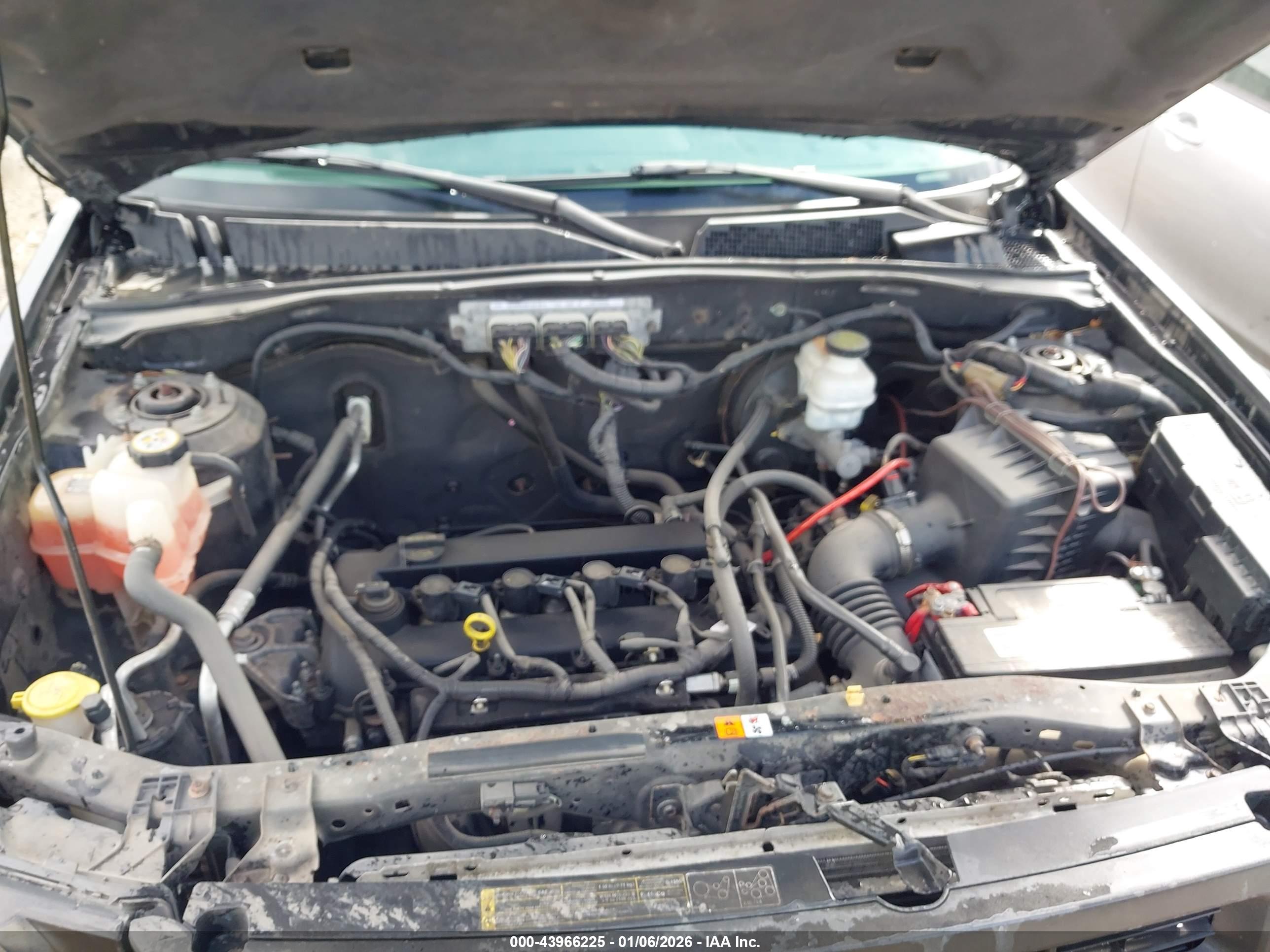 FORD ESCAPE image 10