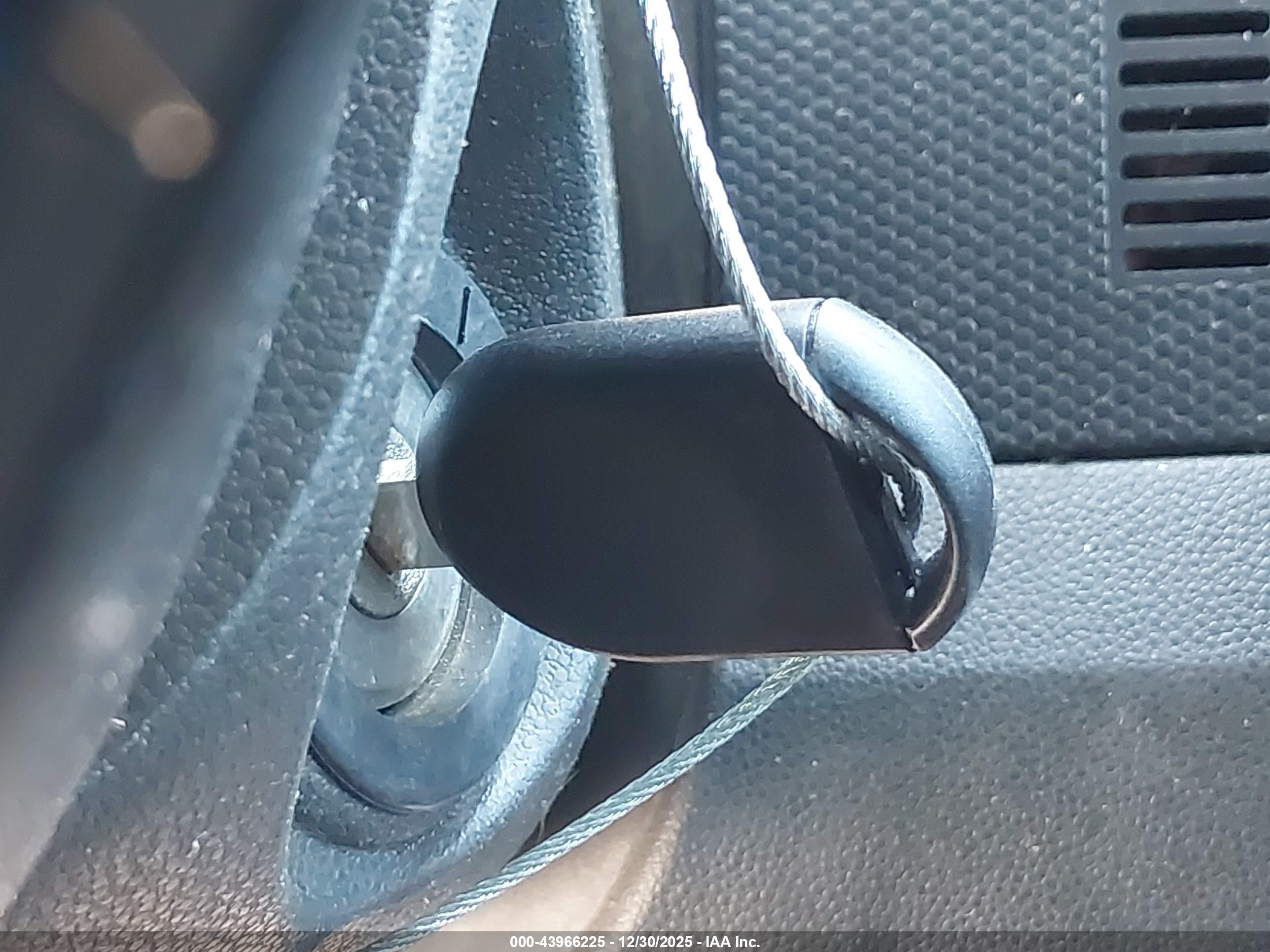 FORD ESCAPE image 11