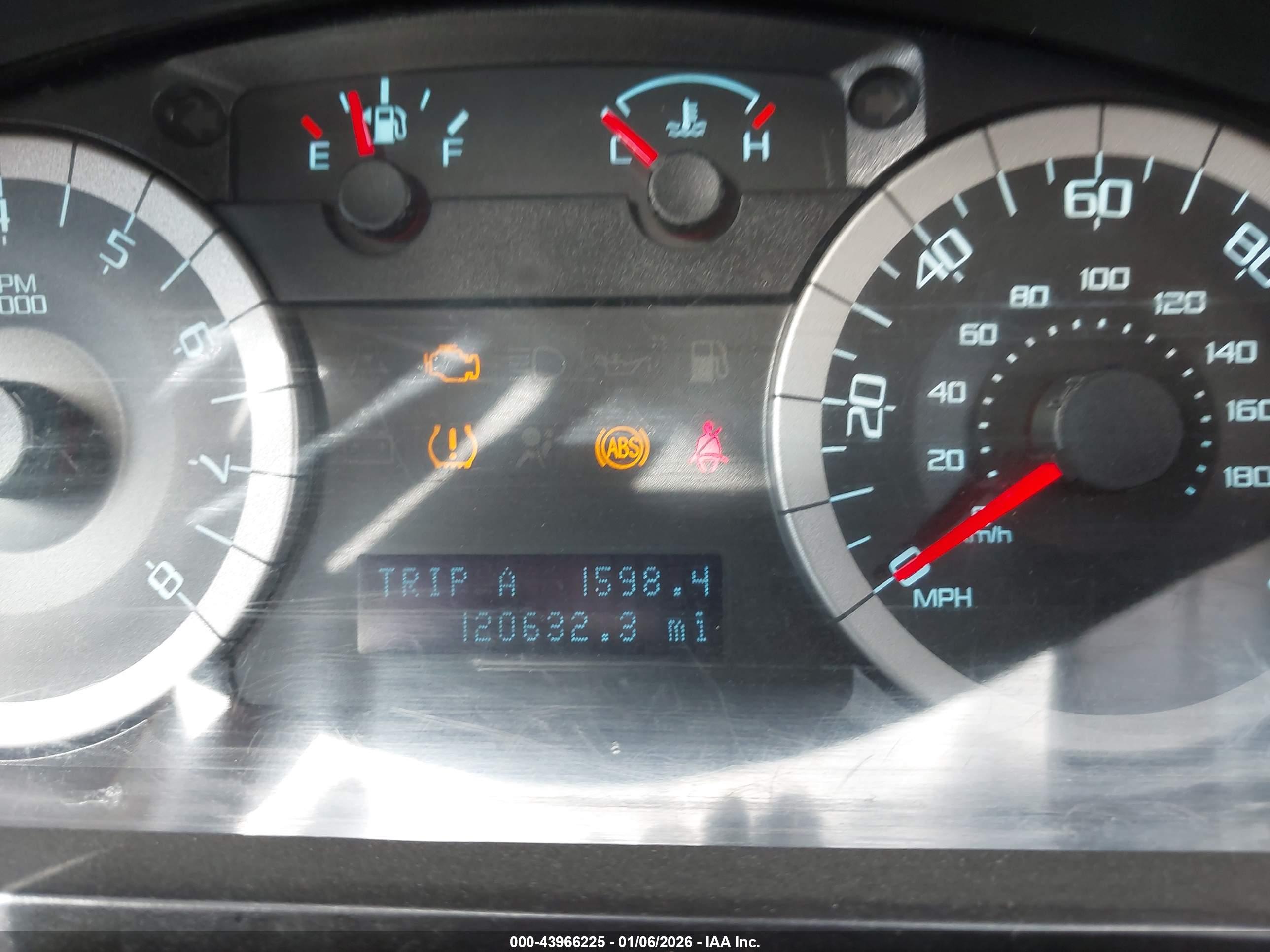FORD ESCAPE image 7