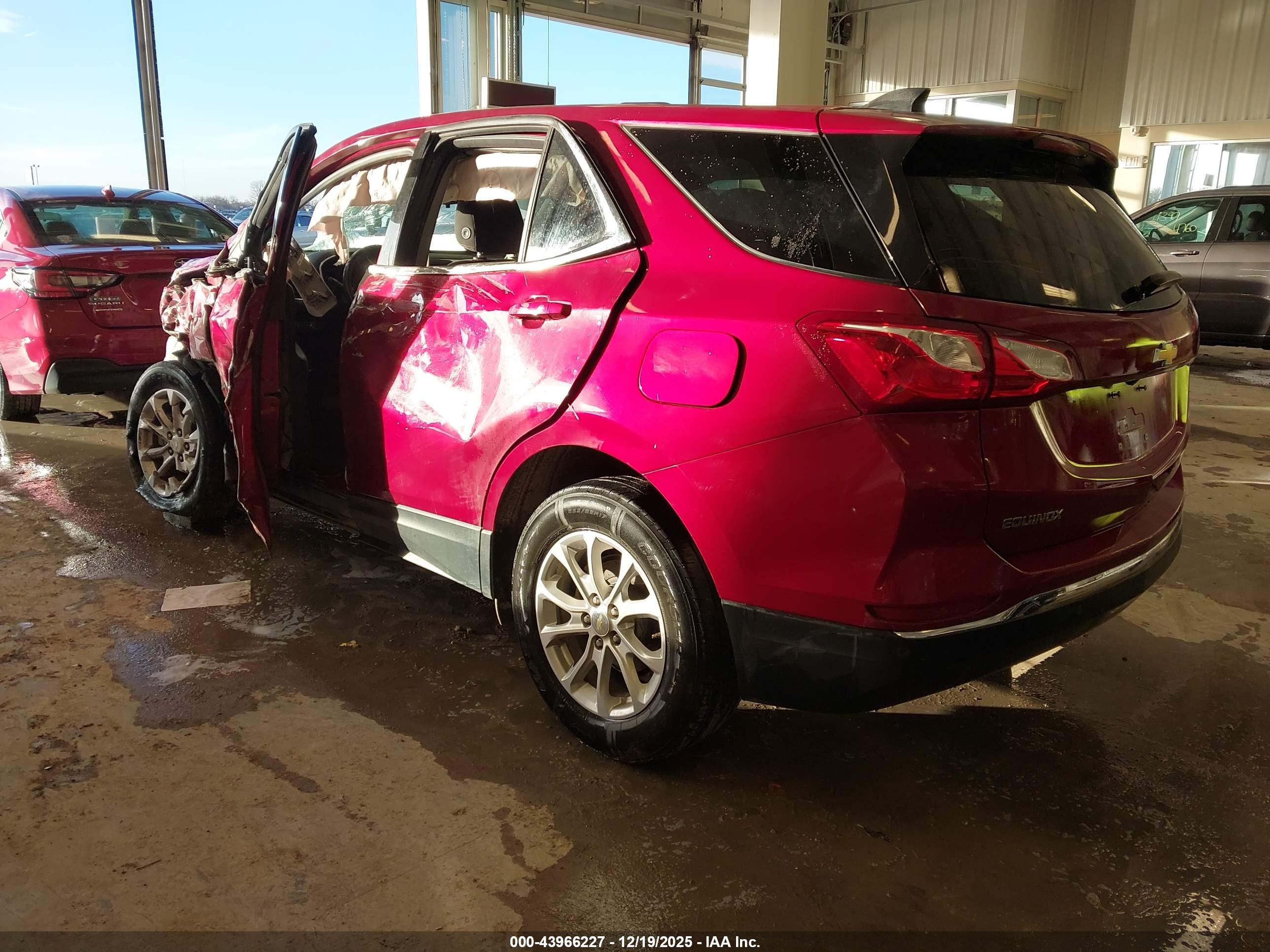 CHEVROLET EQUINOX image 3