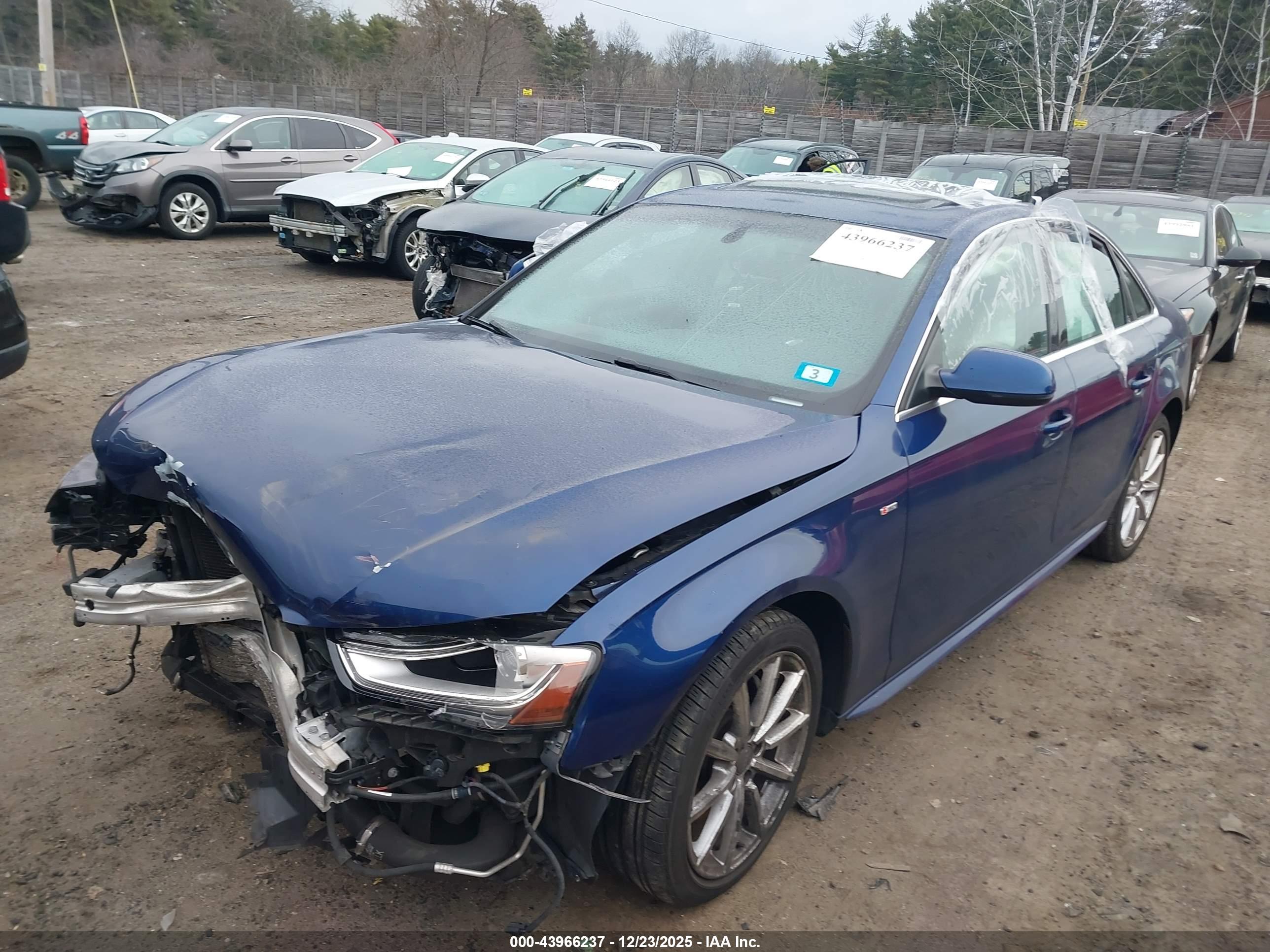 AUDI A4 image 2