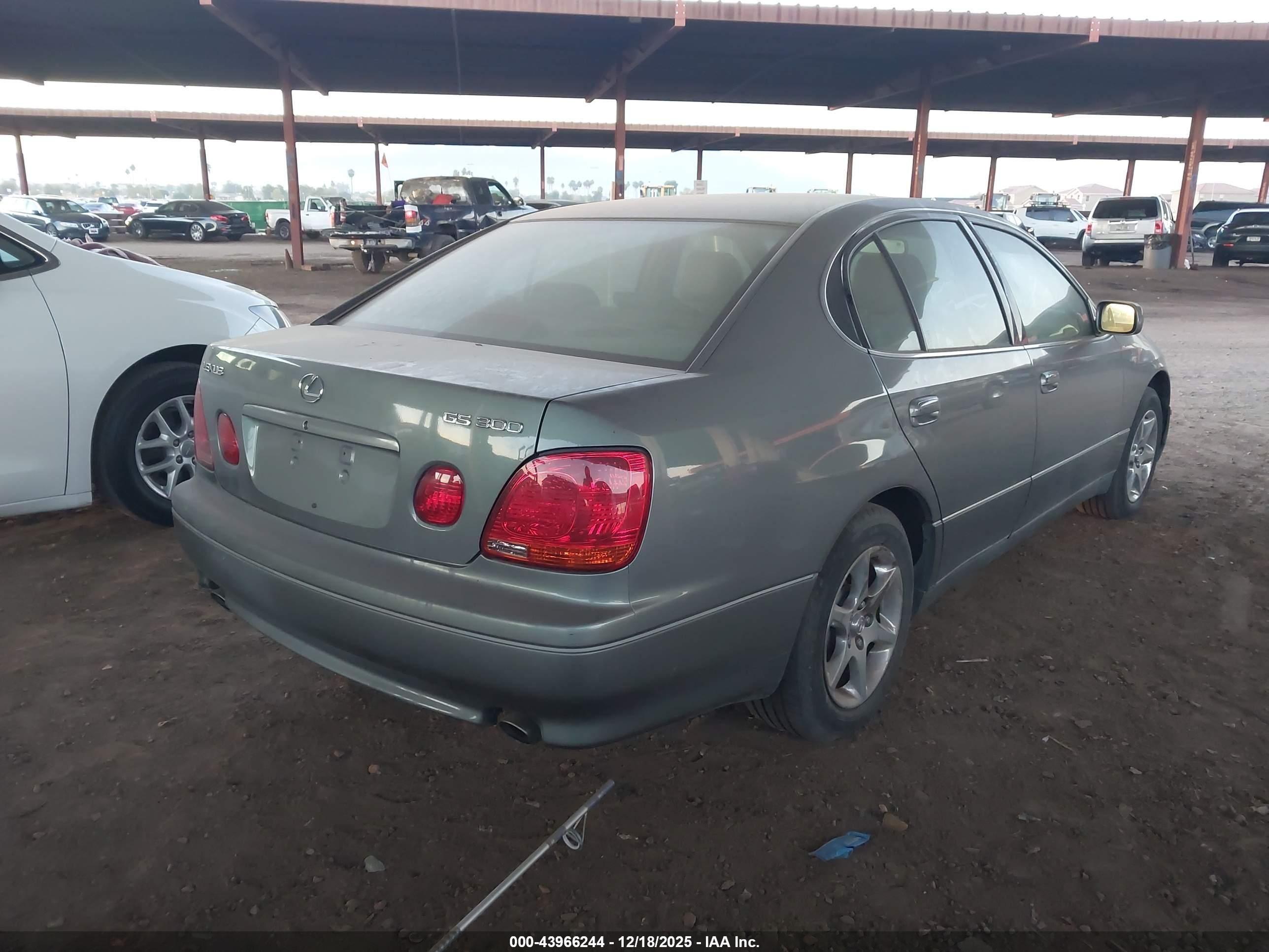 LEXUS GS image 4