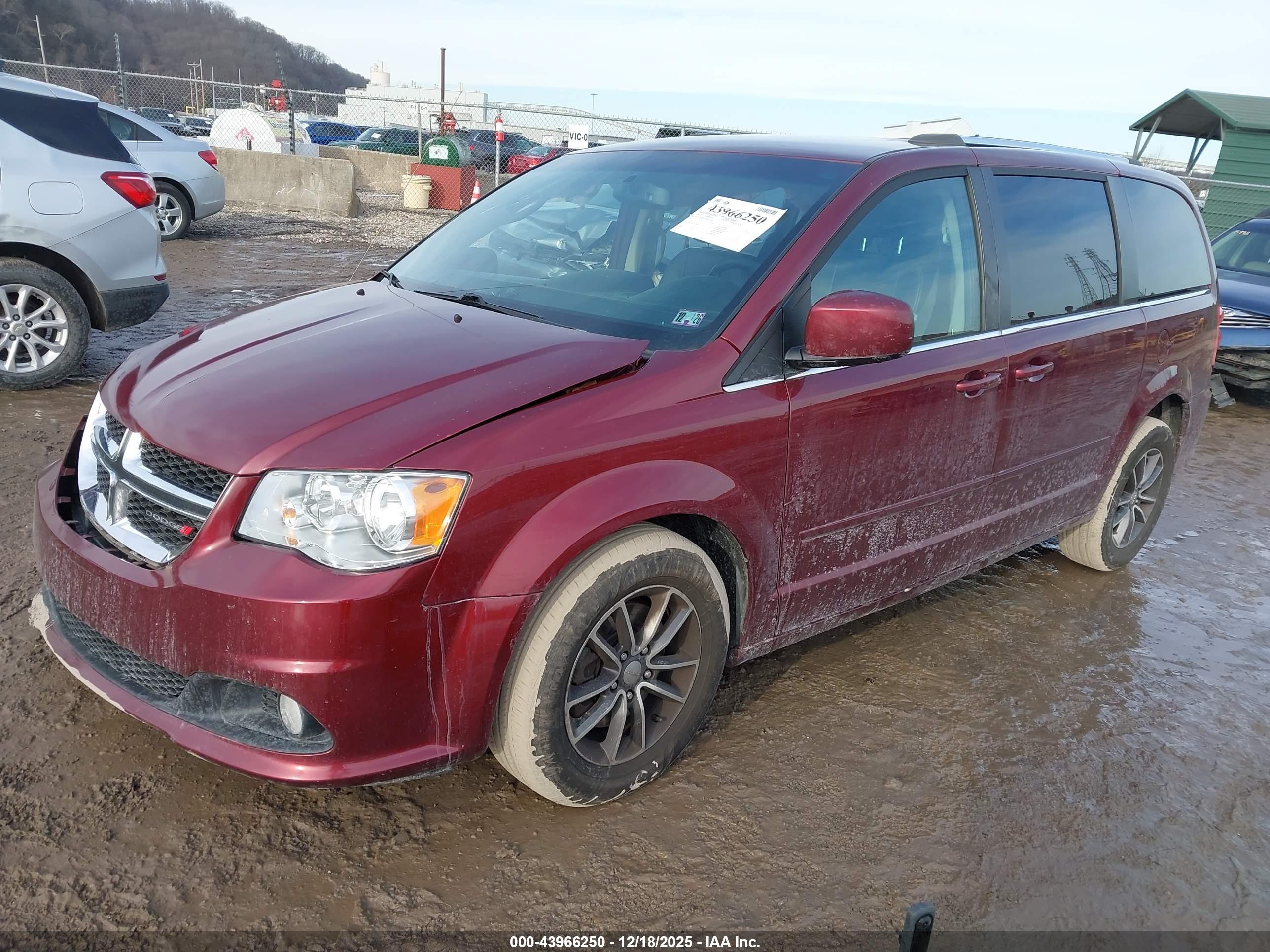 DODGE GRAND image 2