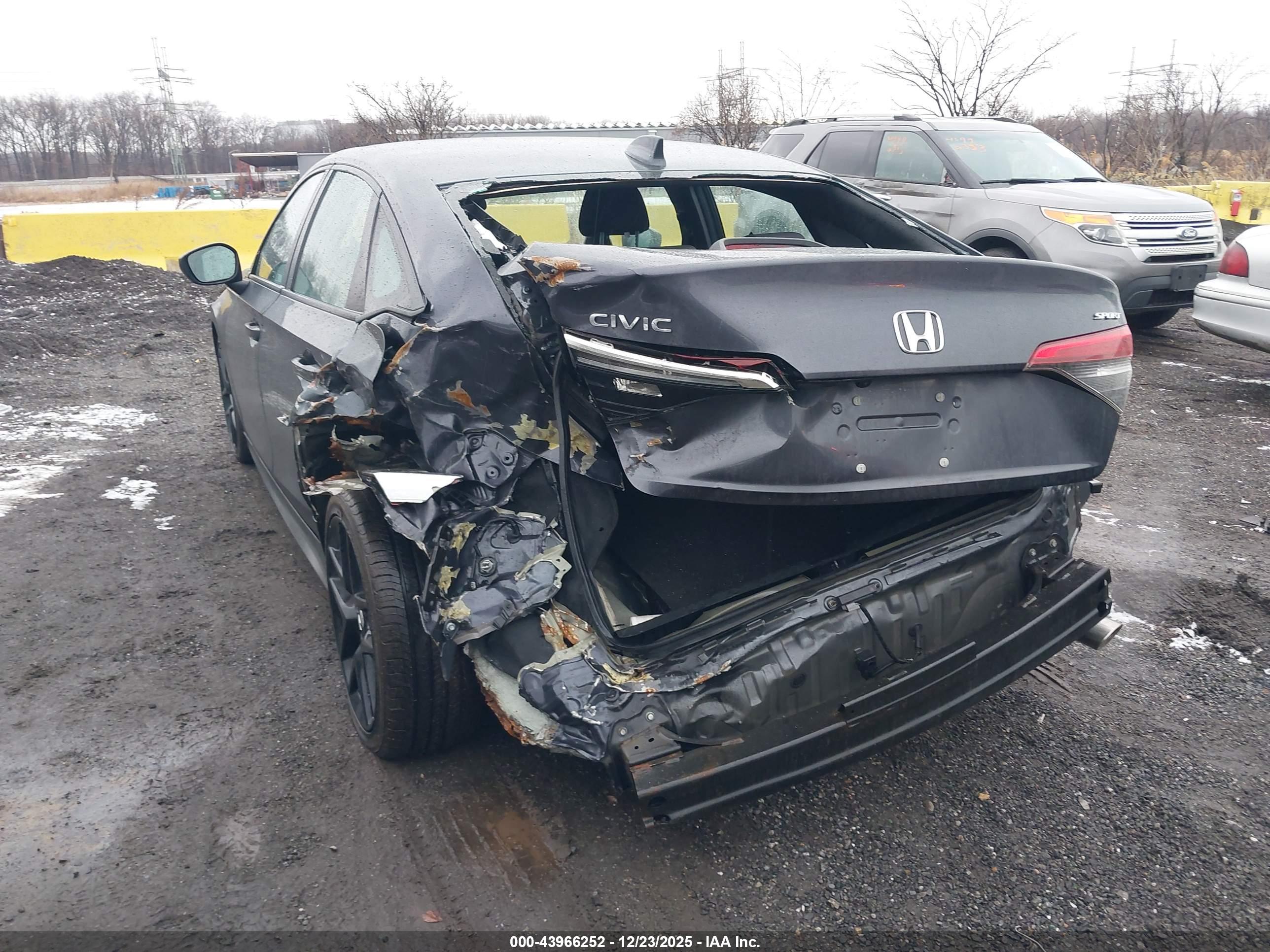 HONDA CIVIC image 6