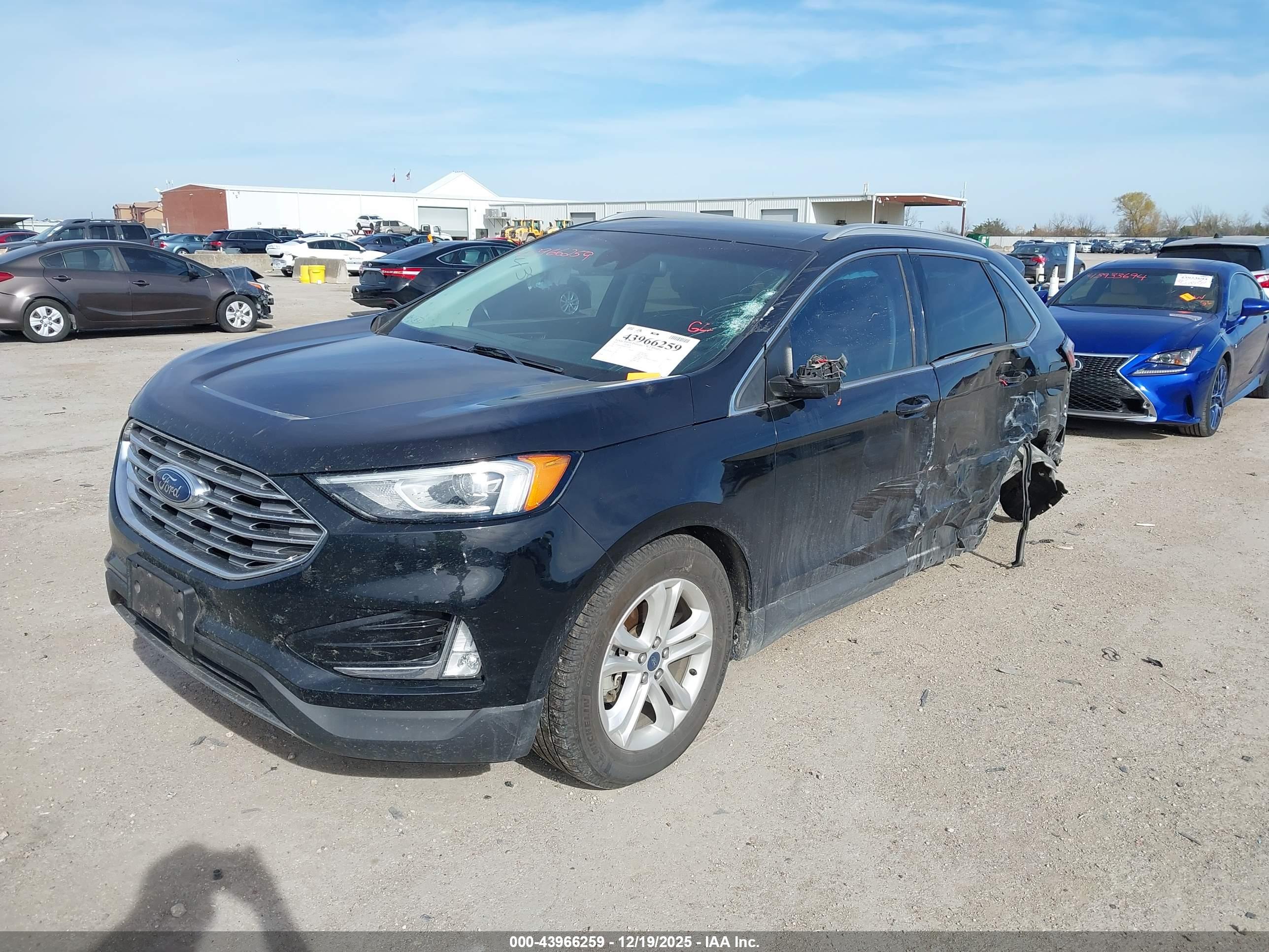 FORD EDGE image 2