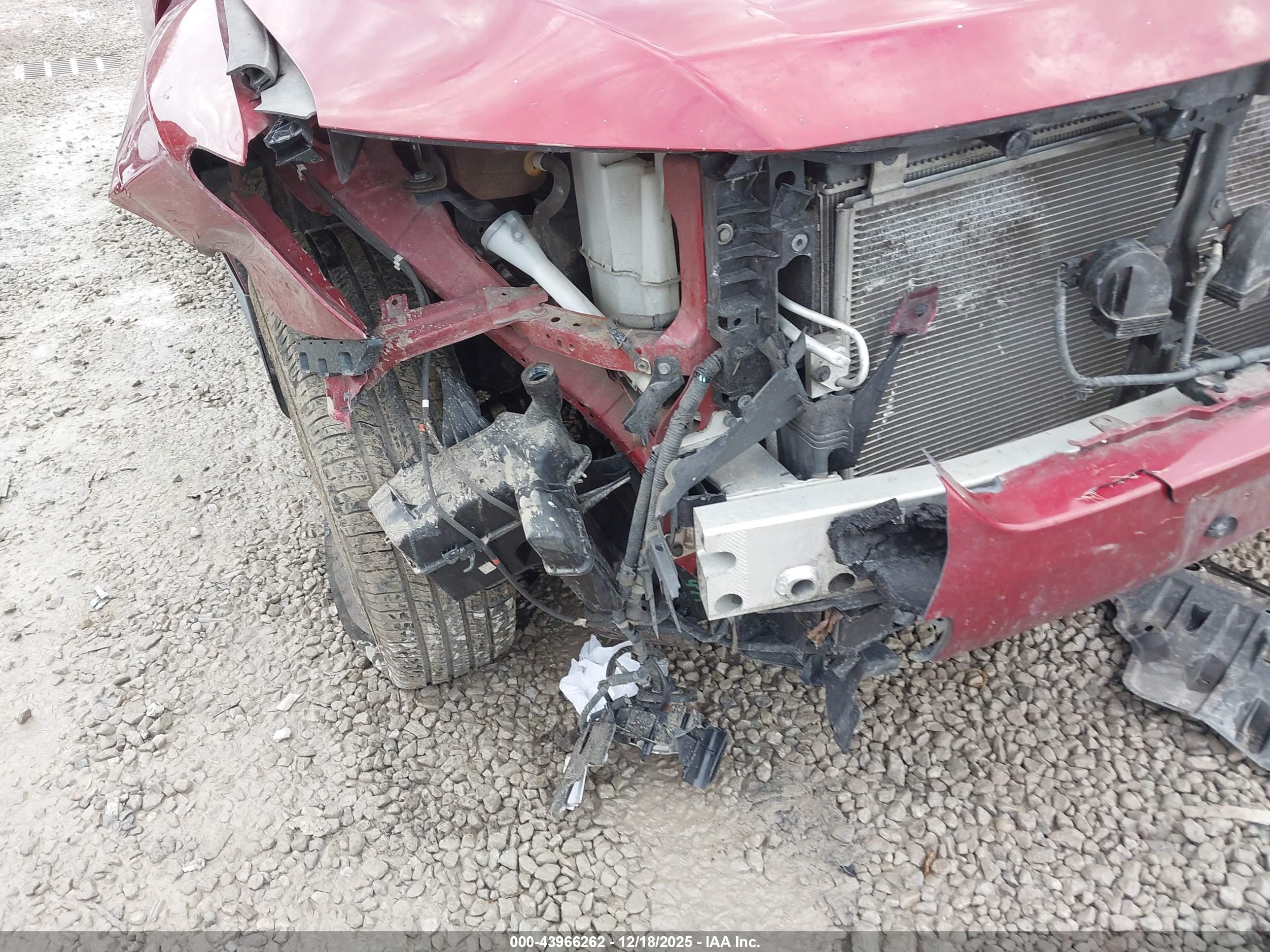 NISSAN PATHFINDER image 6