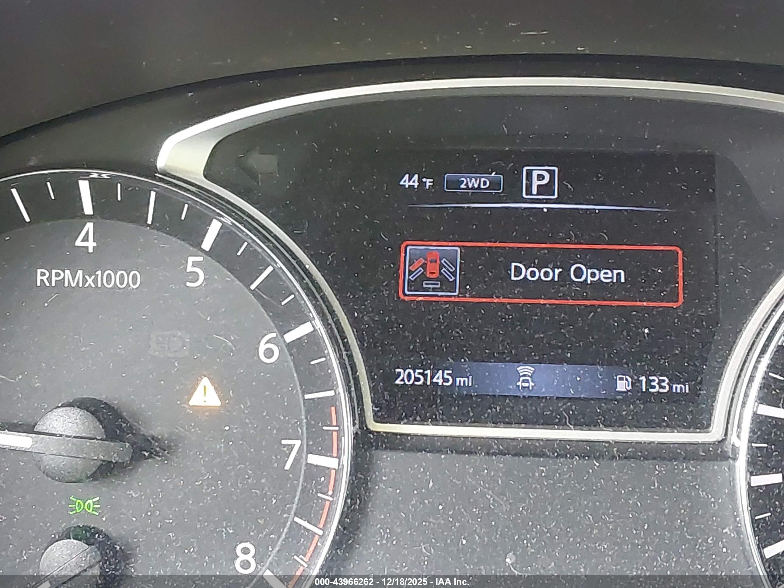 NISSAN PATHFINDER image 7