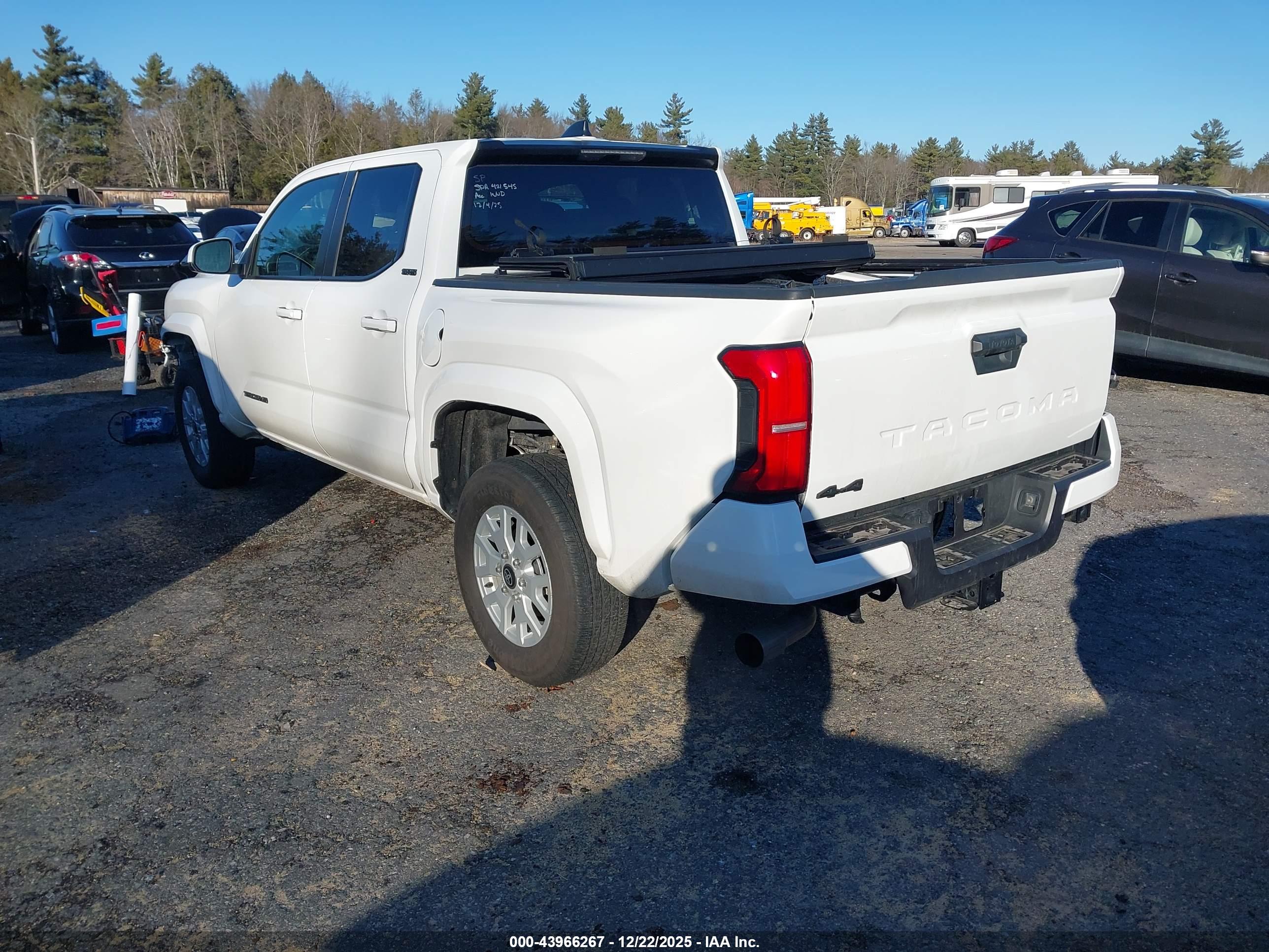 TOYOTA TACOMA image 3
