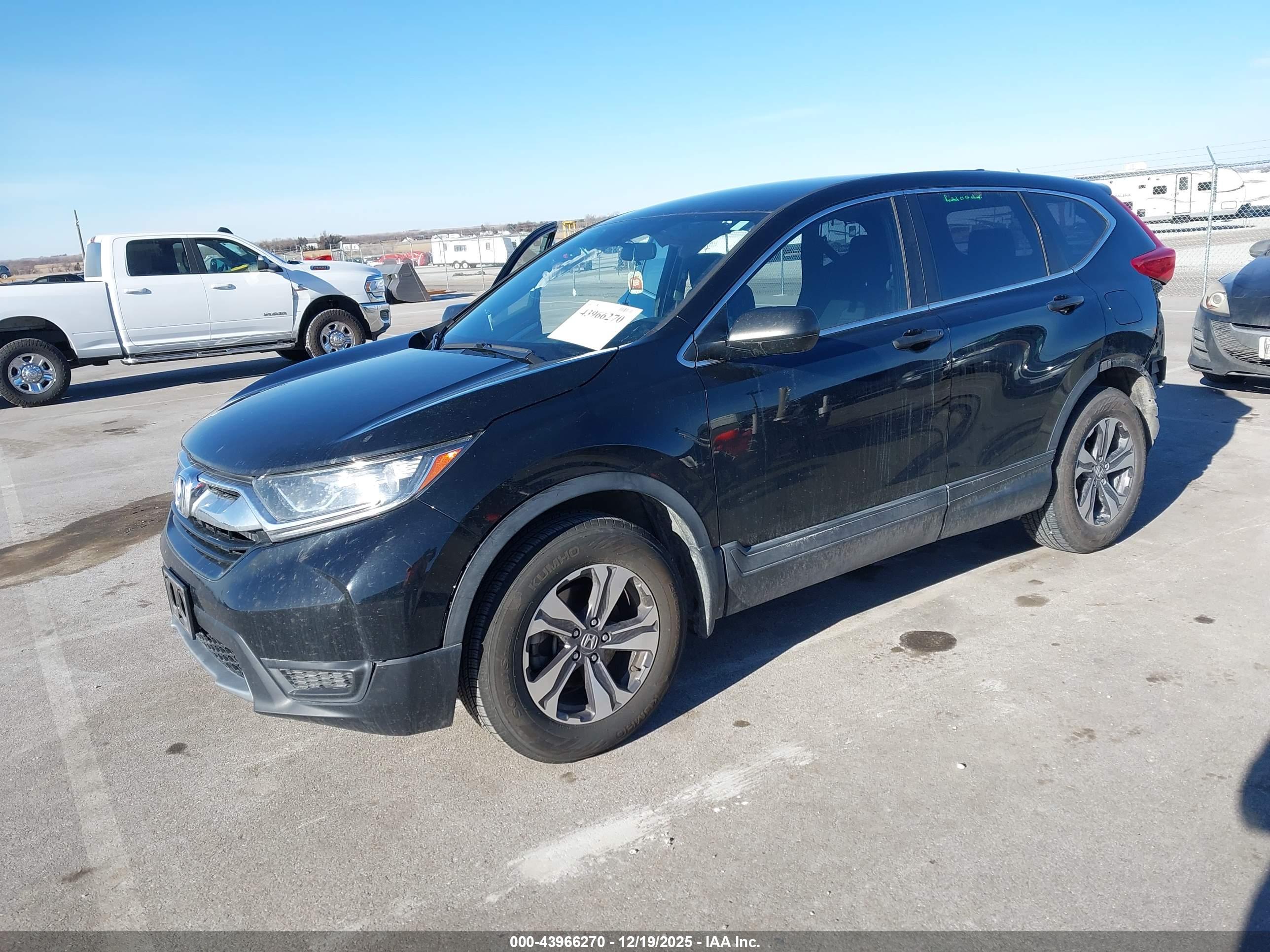 HONDA CR-V image 2