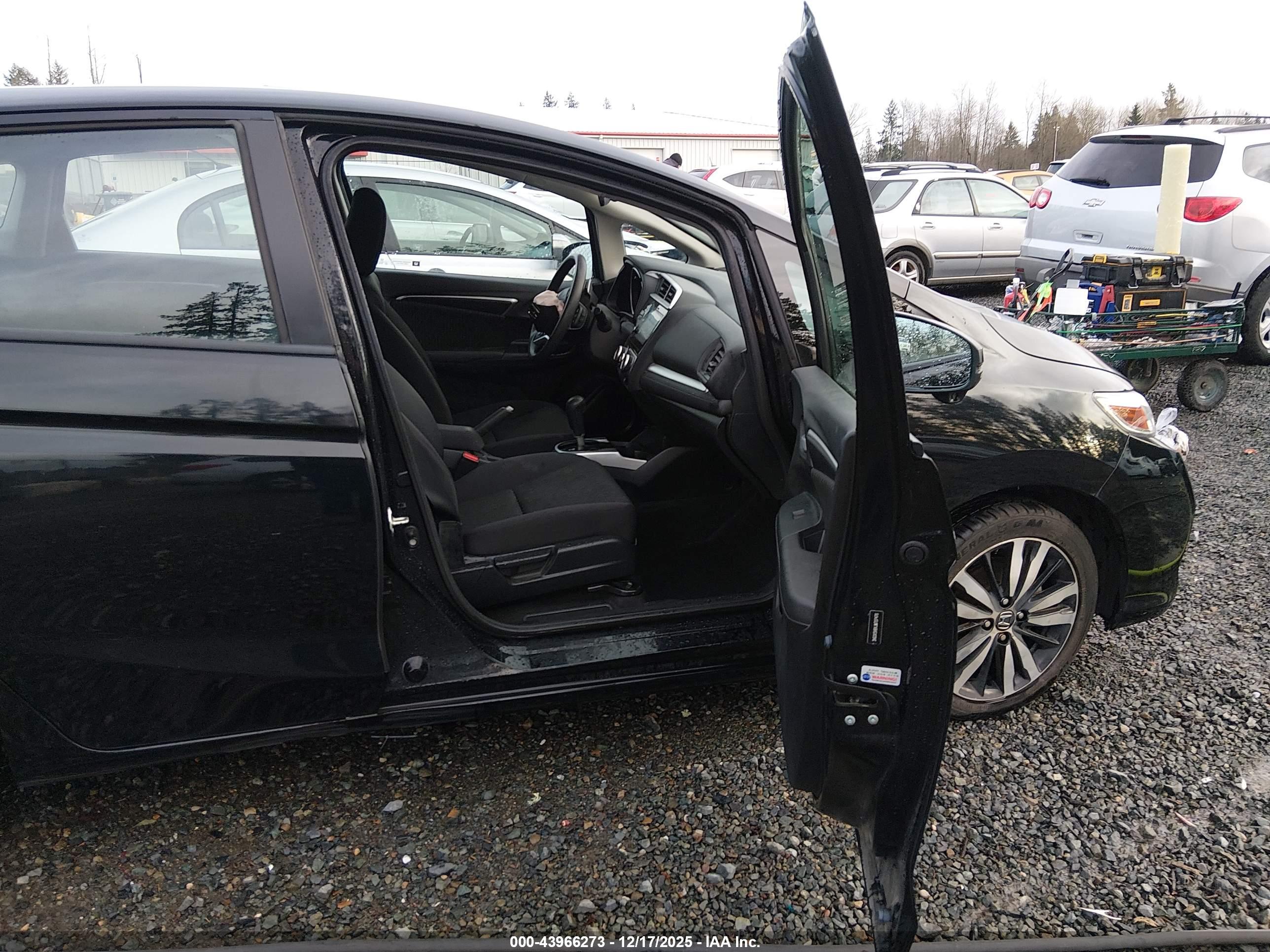 HONDA FIT image 5
