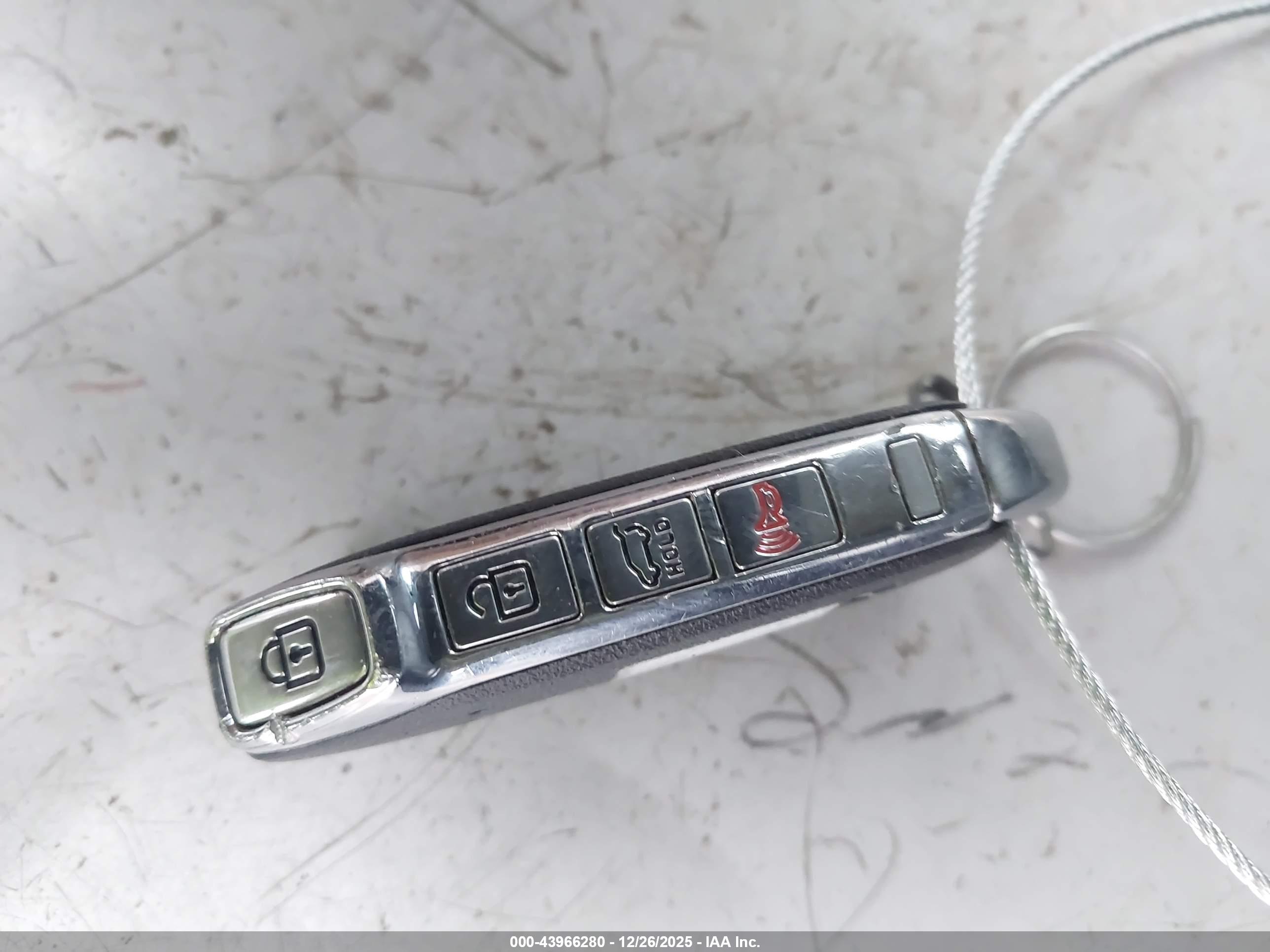 KIA SORENTO image 11