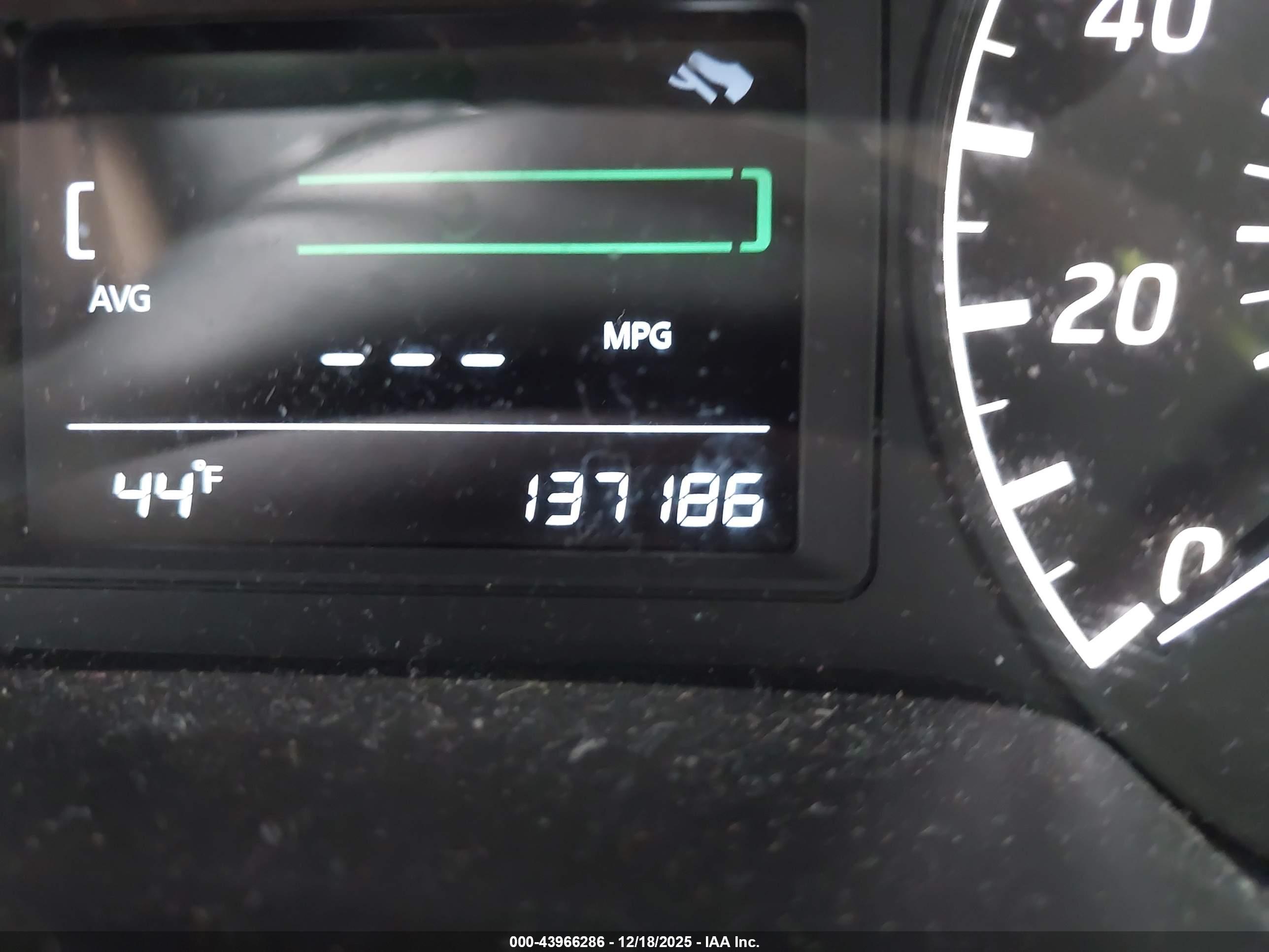 NISSAN SENTRA image 7