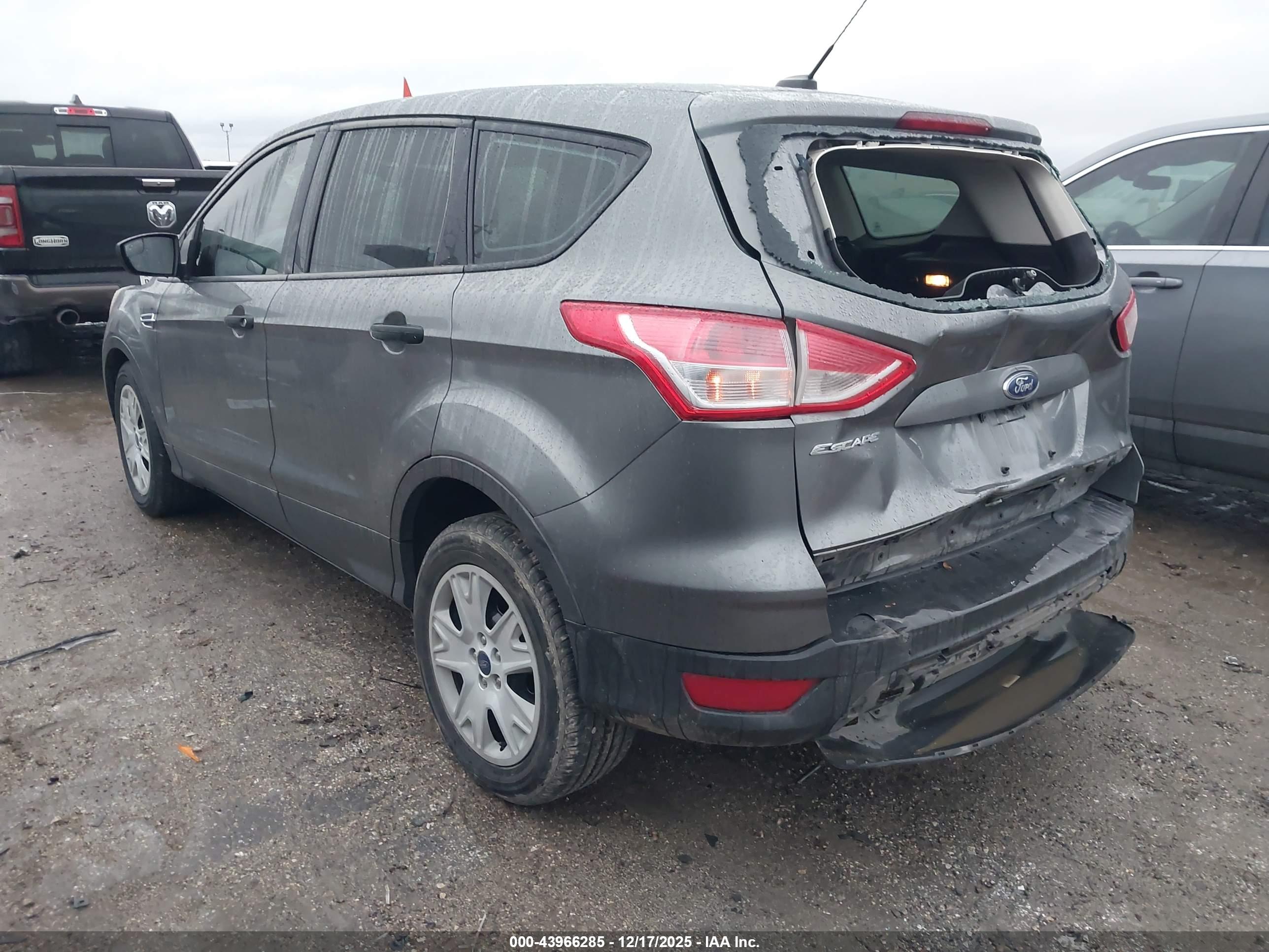 FORD ESCAPE image 3