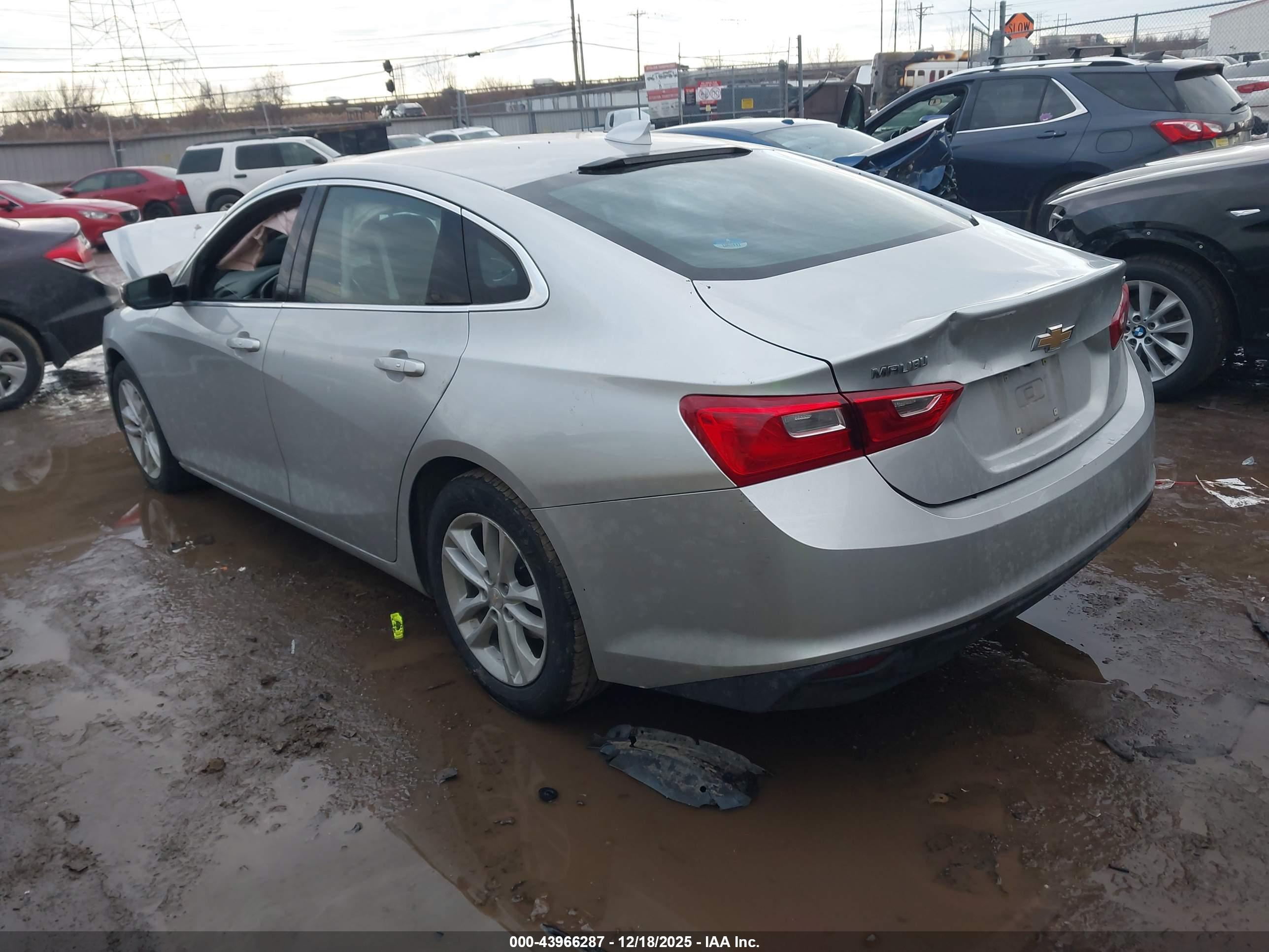 CHEVROLET MALIBU image 3