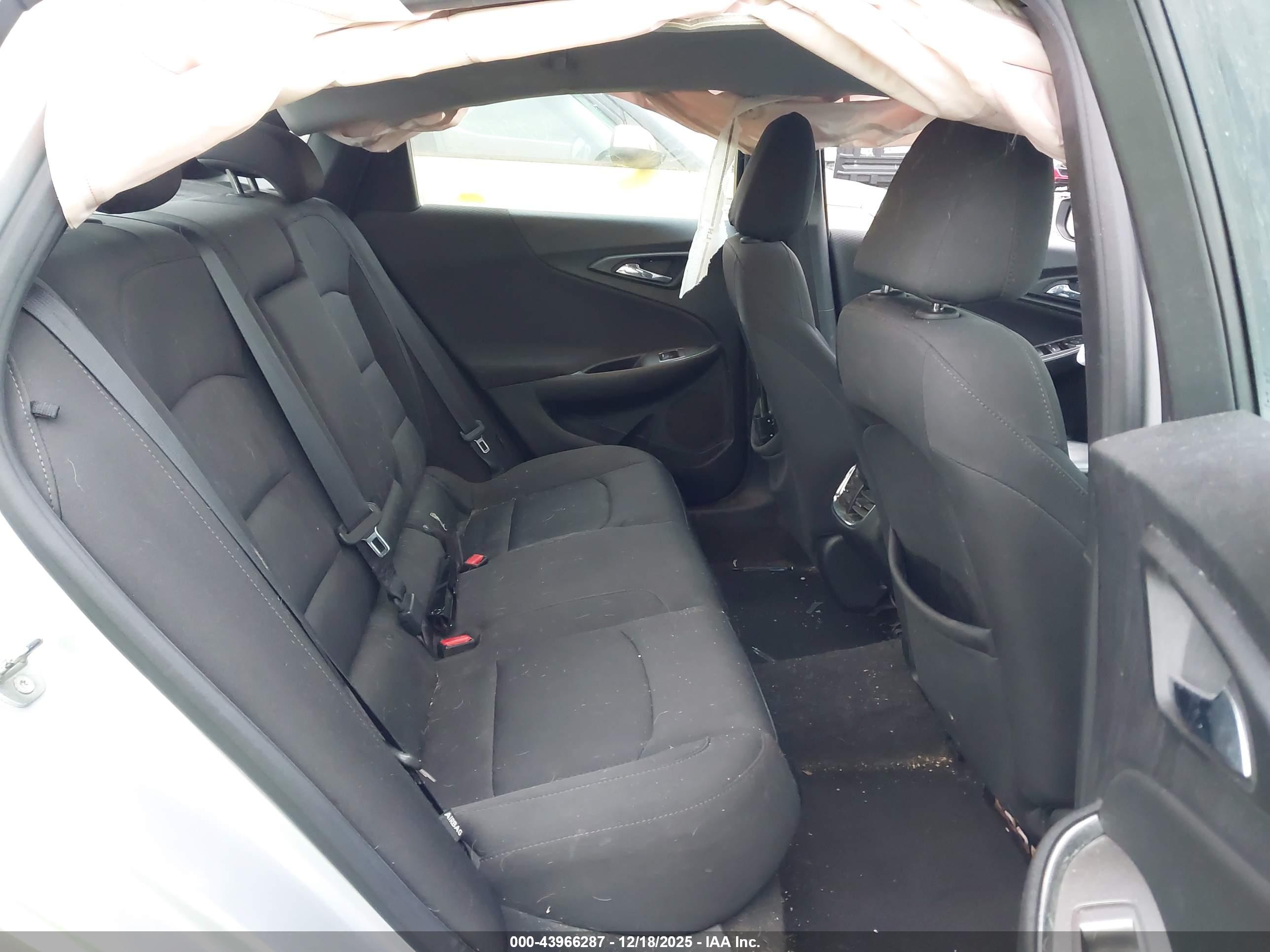 CHEVROLET MALIBU image 8