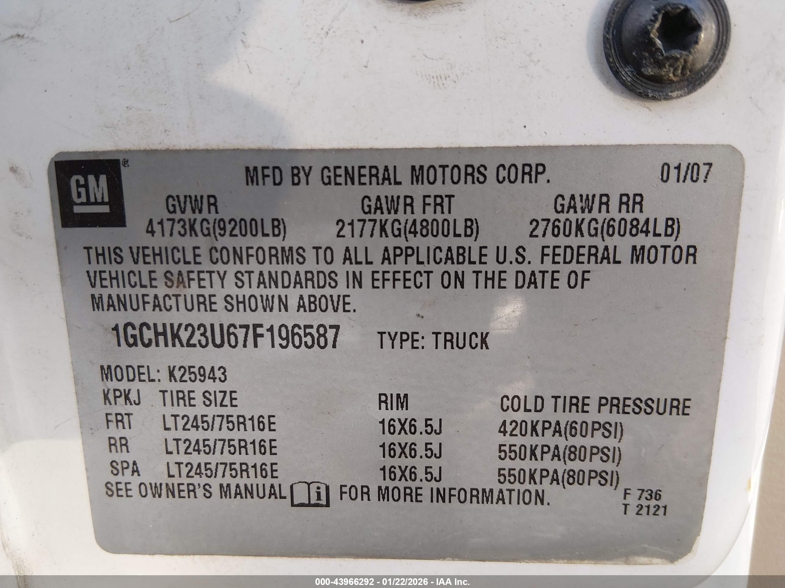 CHEVROLET SILVERADO image 9