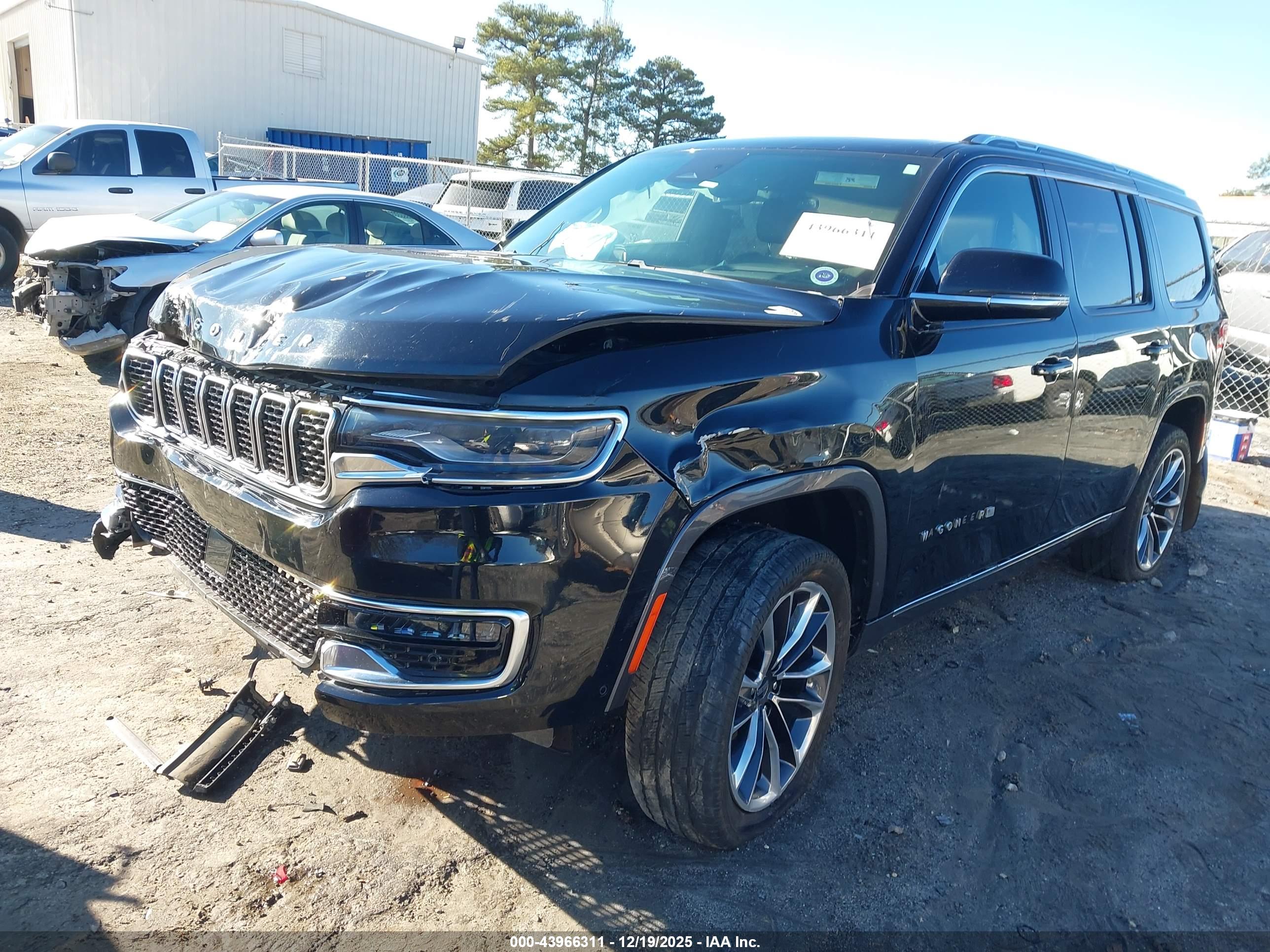 JEEP WAGONEER image 2