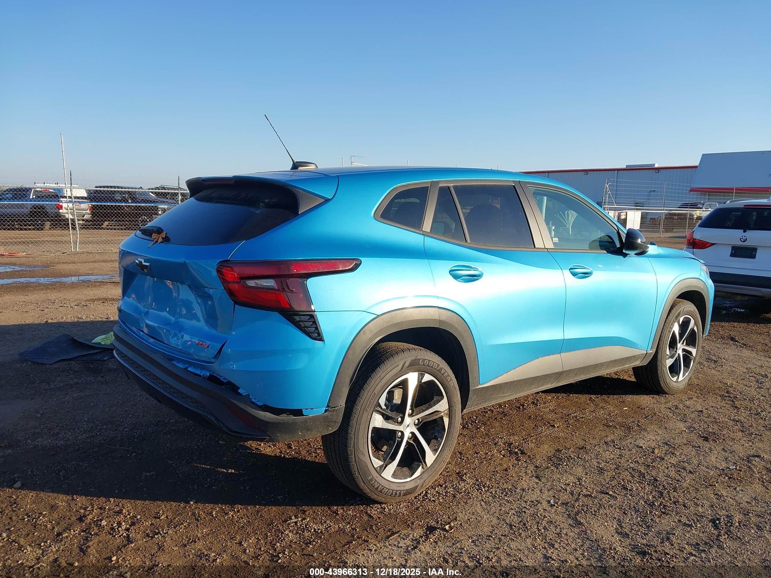 CHEVROLET TRAX image 4