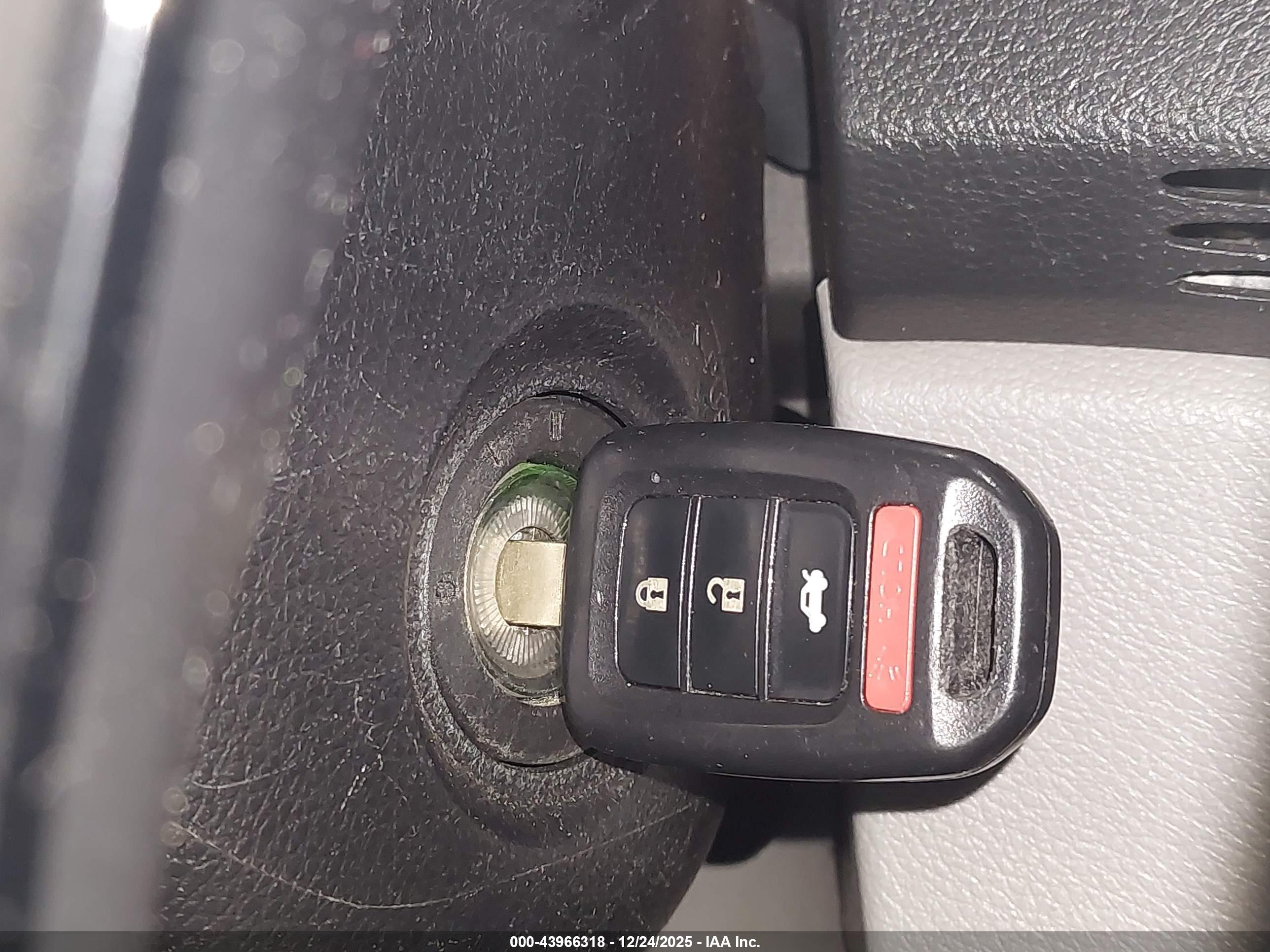 HONDA ACCORD image 11