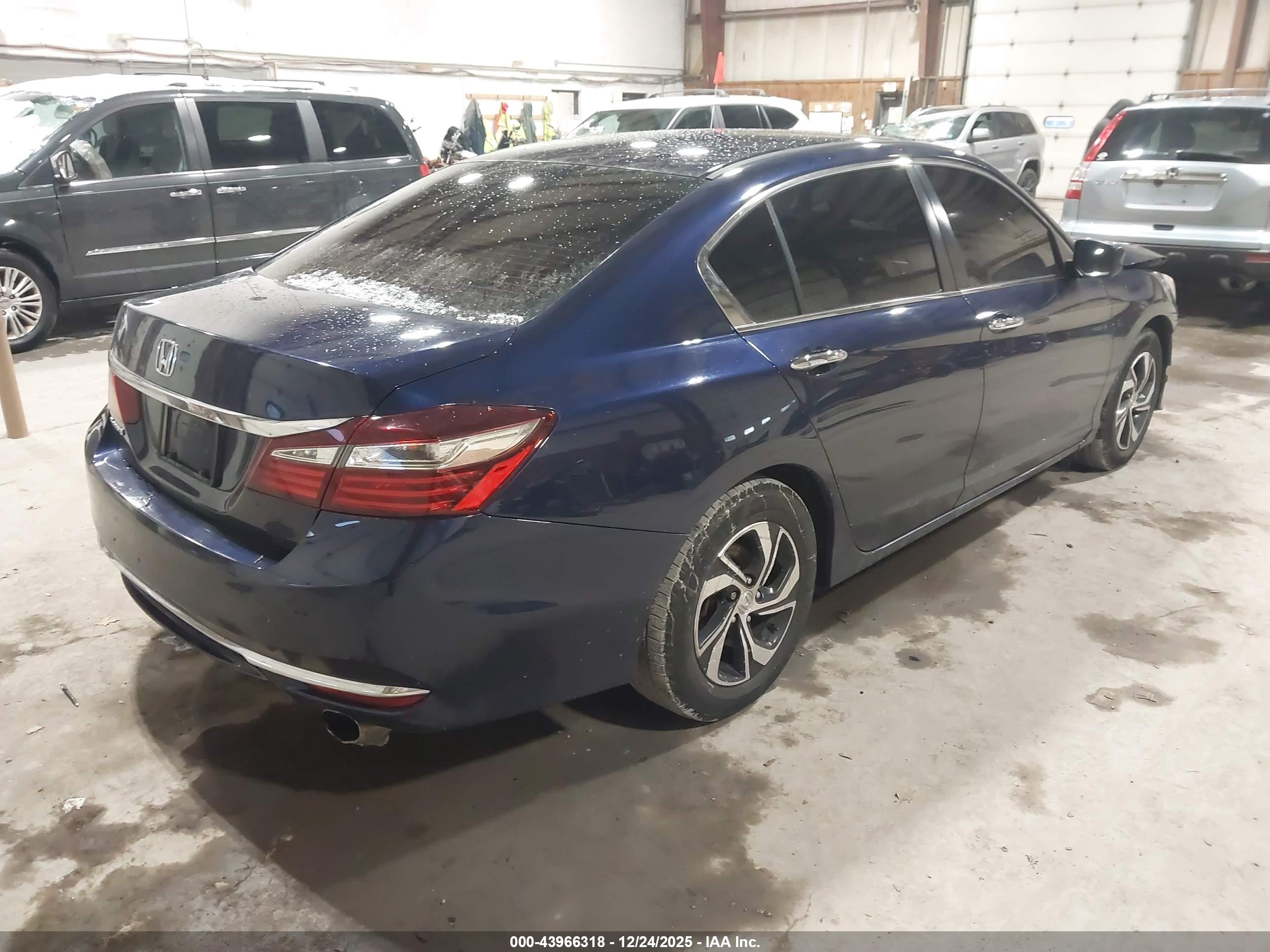 HONDA ACCORD image 4