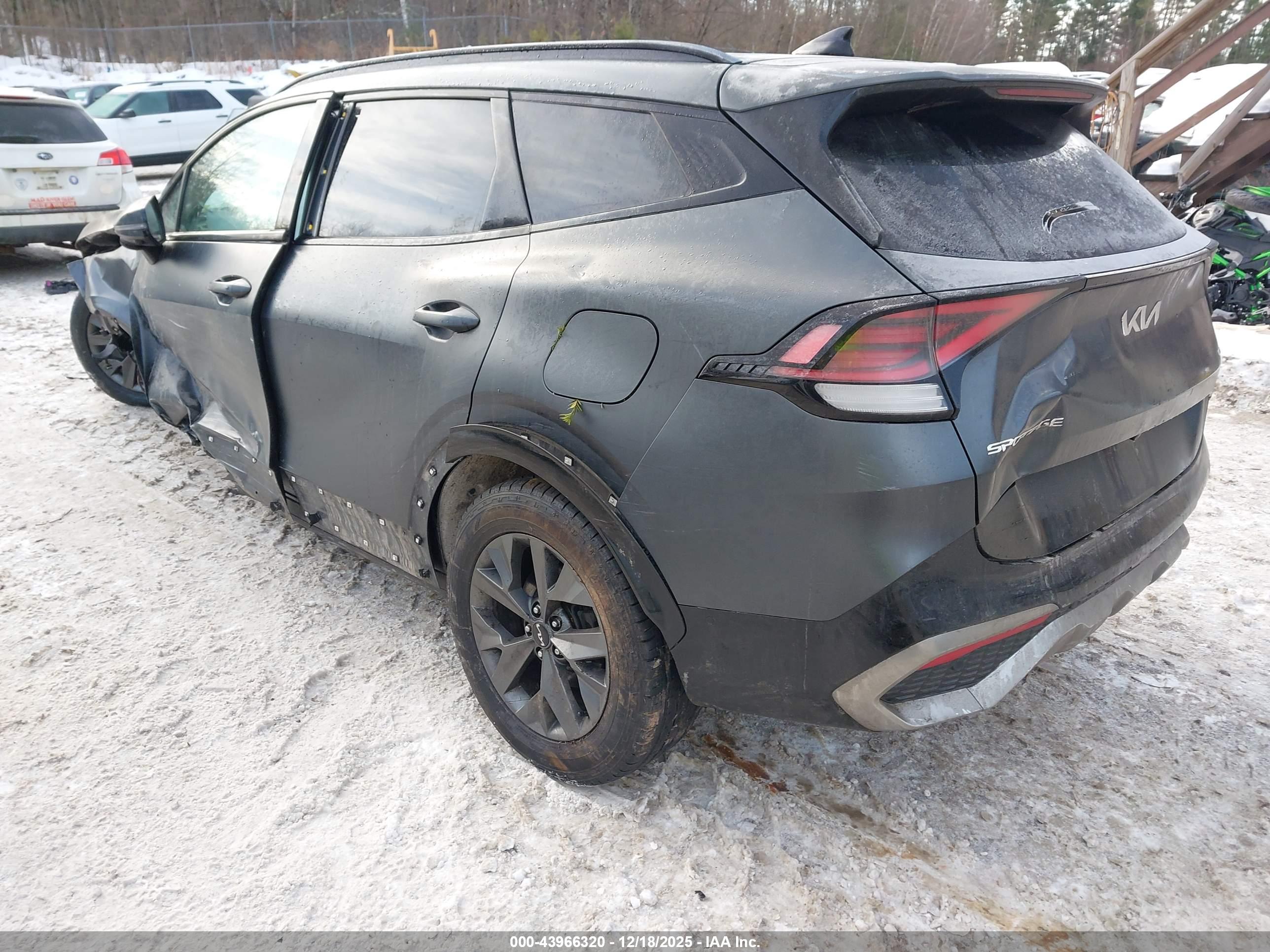 KIA SPORTAGE image 3