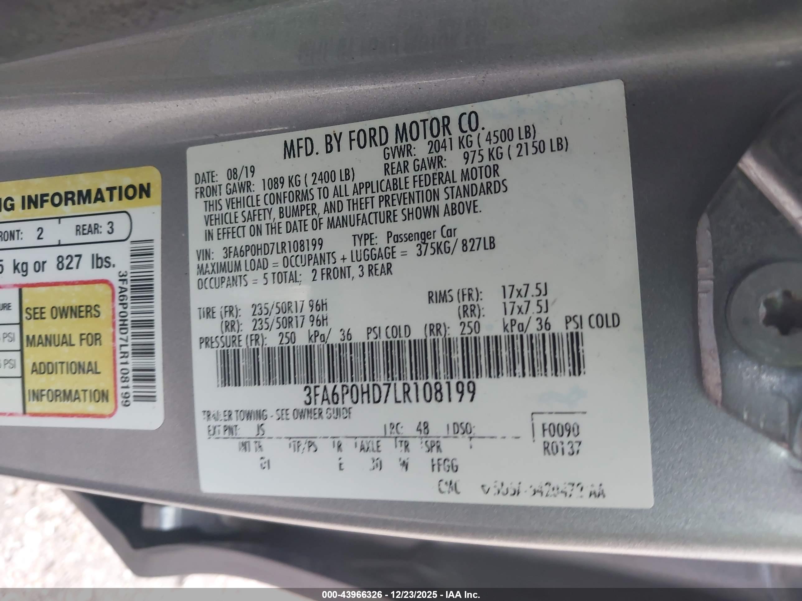 FORD FUSION image 9