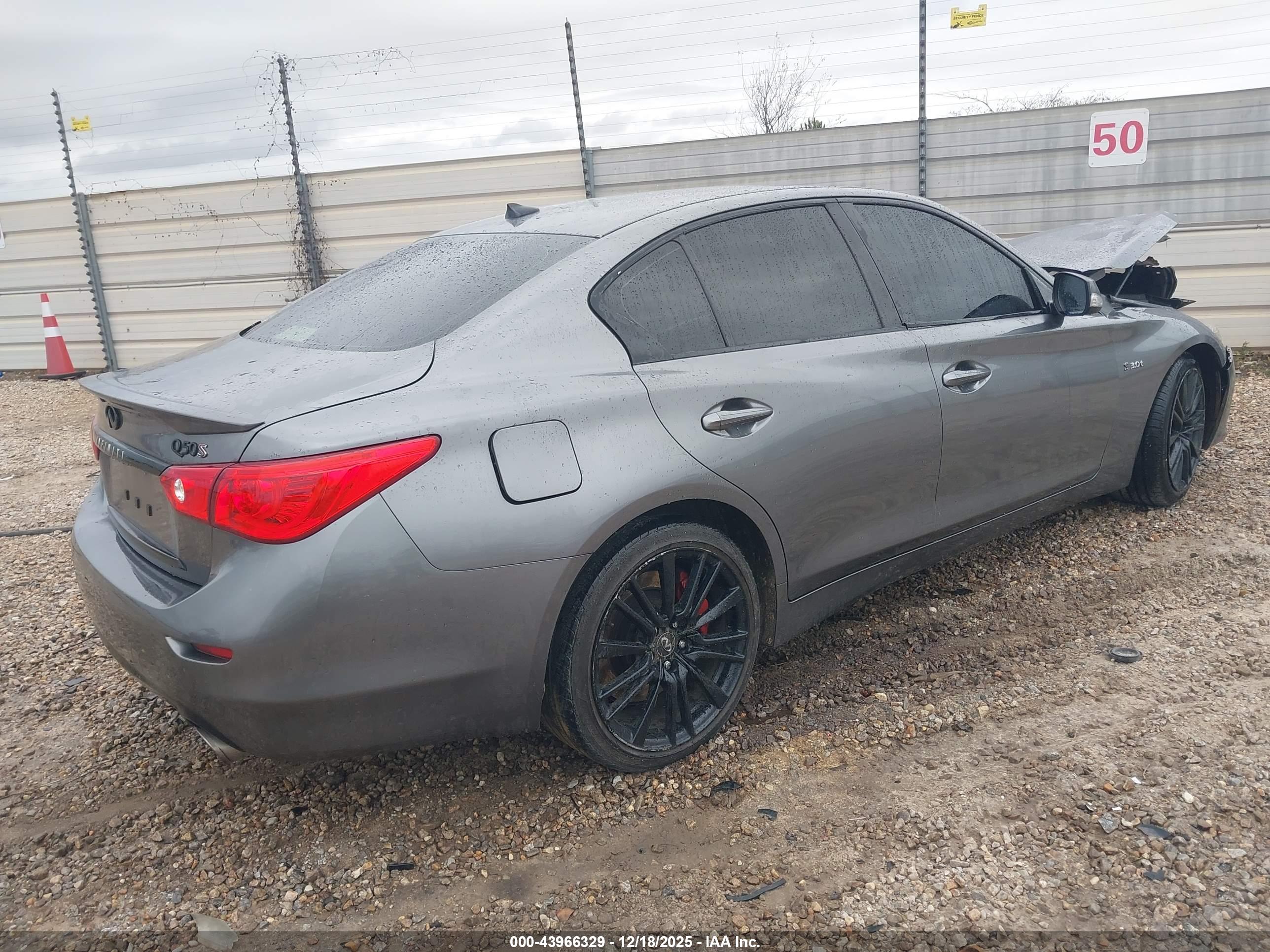 INFINITI Q50 image 4