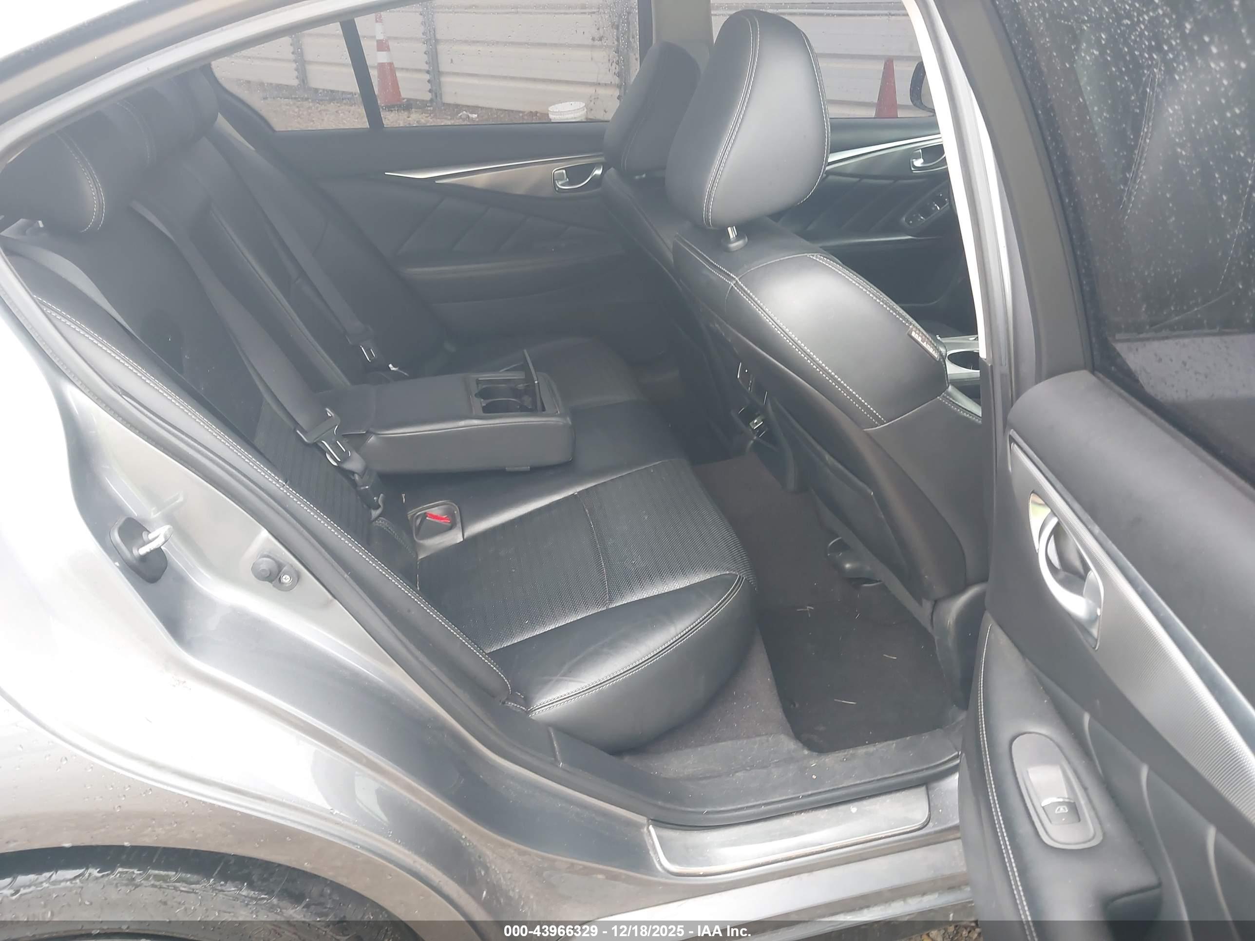 INFINITI Q50 image 8