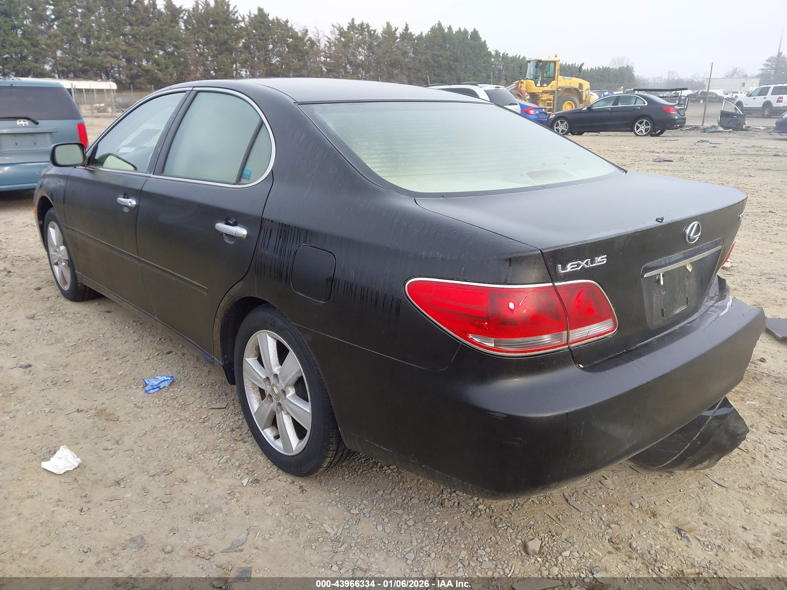 LEXUS ES image 3