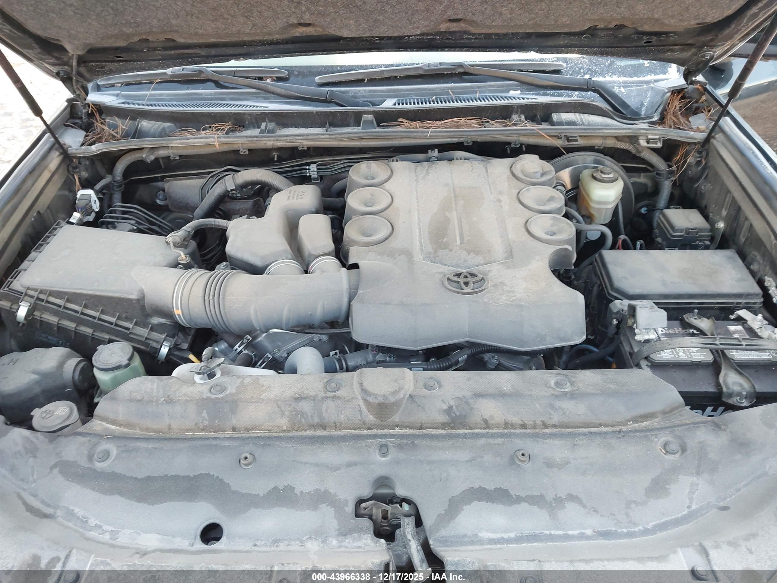 TOYOTA 4RUNNER image 10