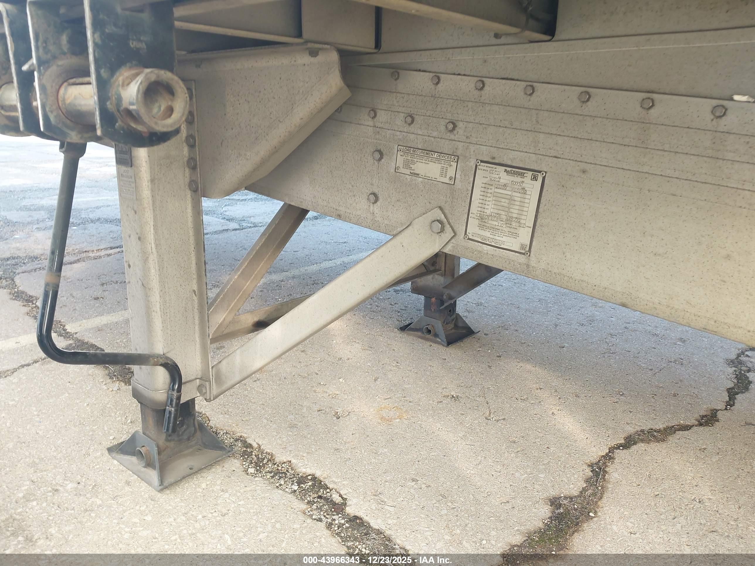 REITNOUER FLATBED image 10