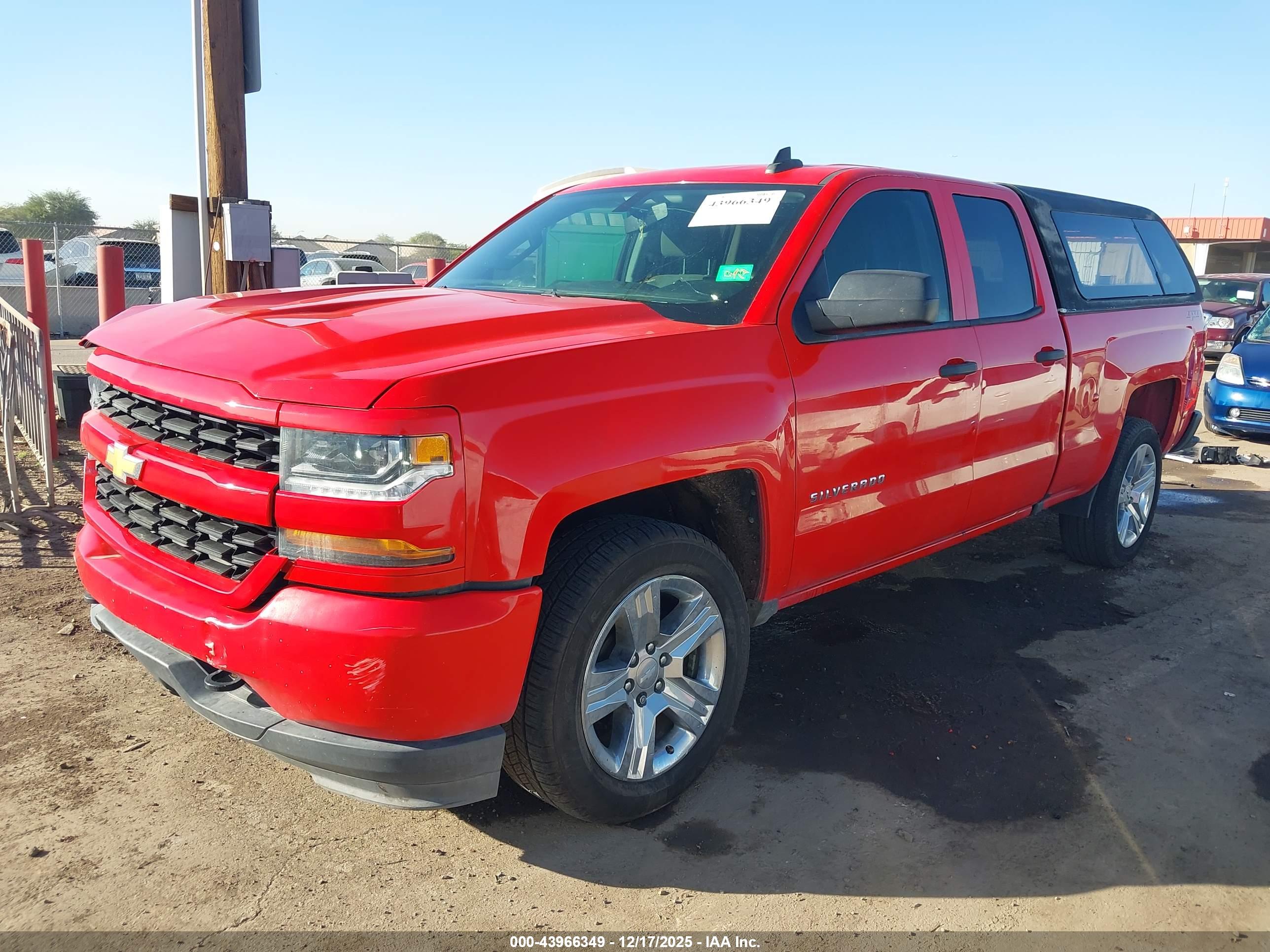 CHEVROLET SILVERADO image 2