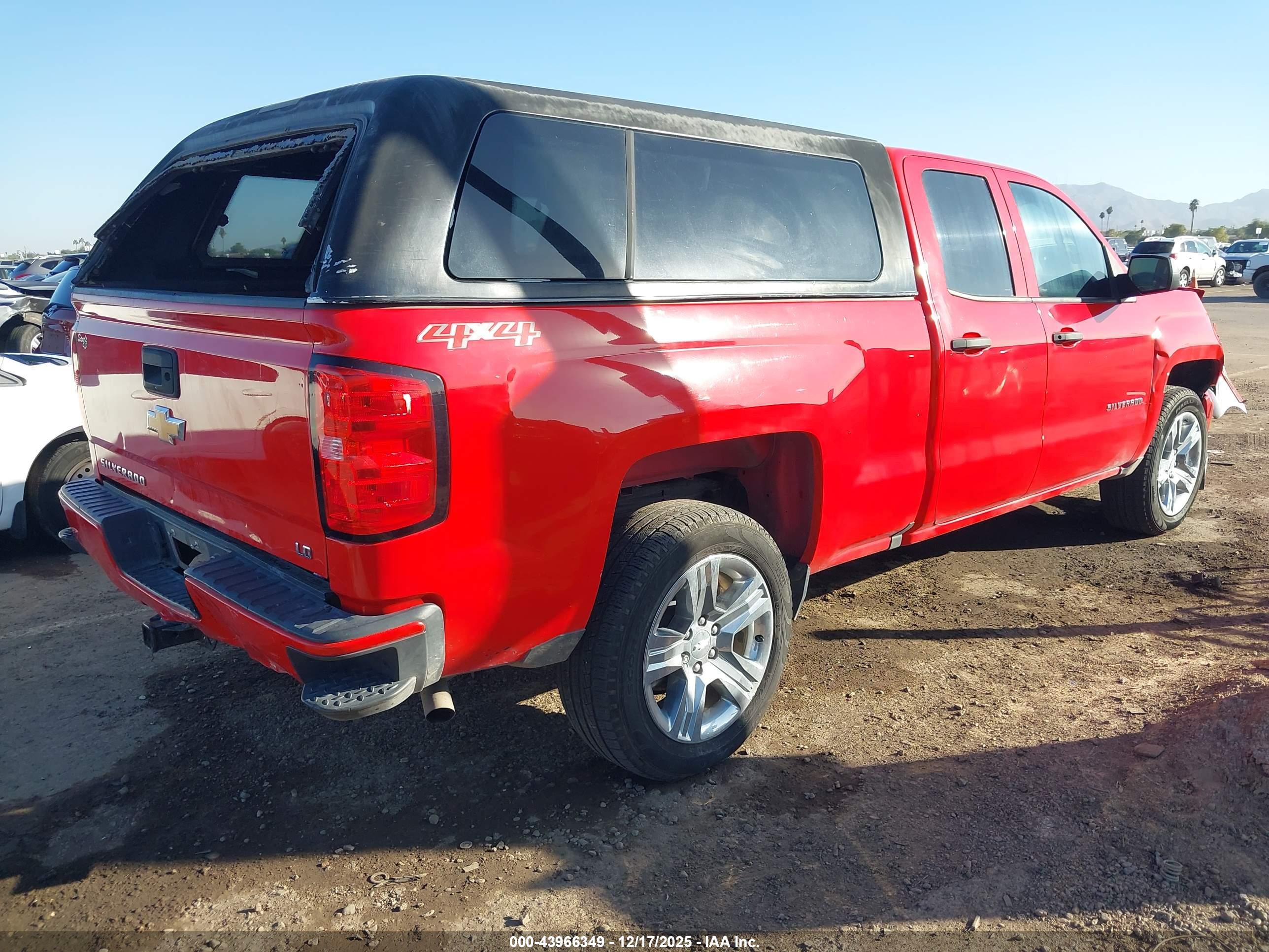 CHEVROLET SILVERADO image 4