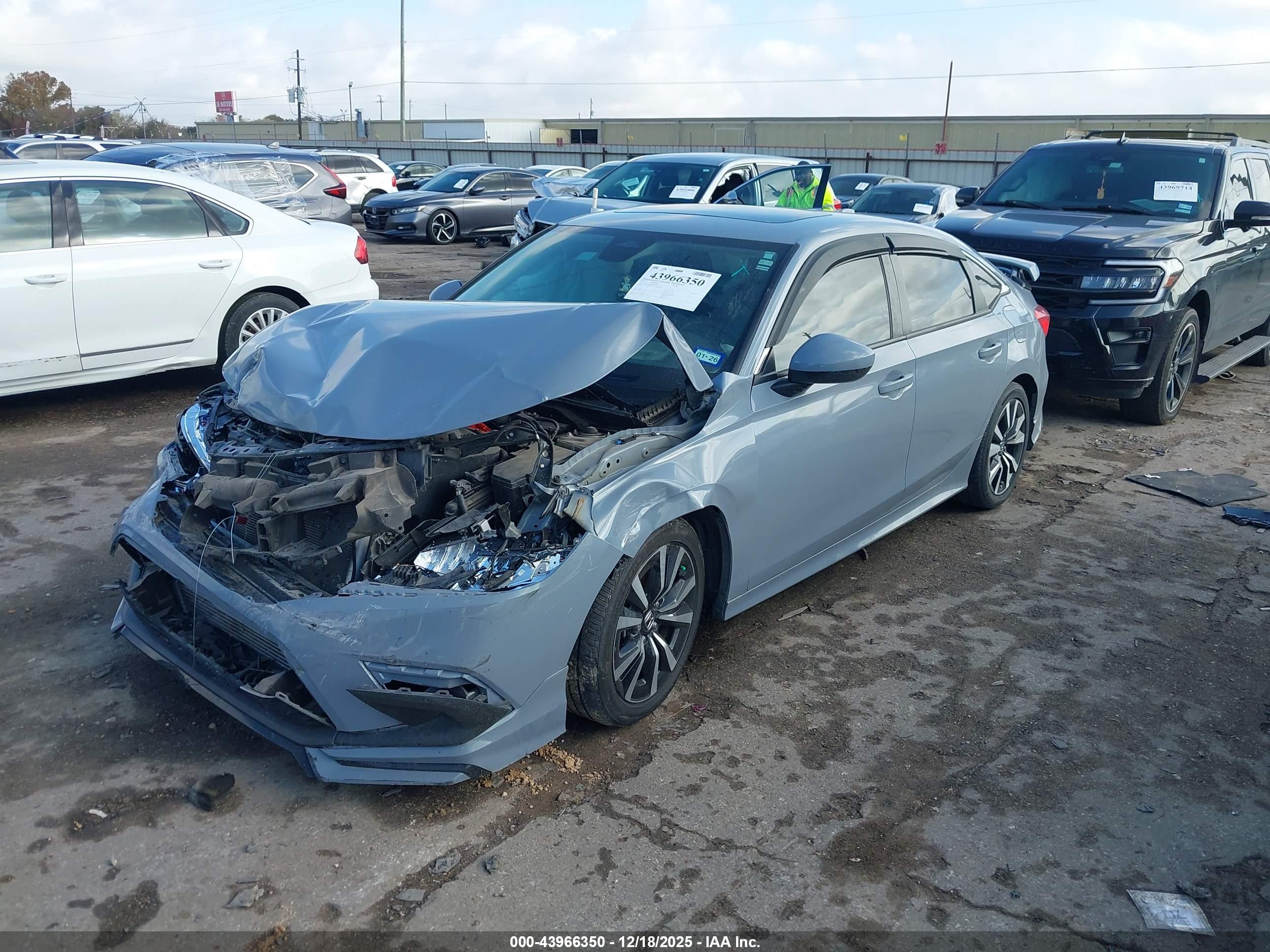 HONDA CIVIC image 2