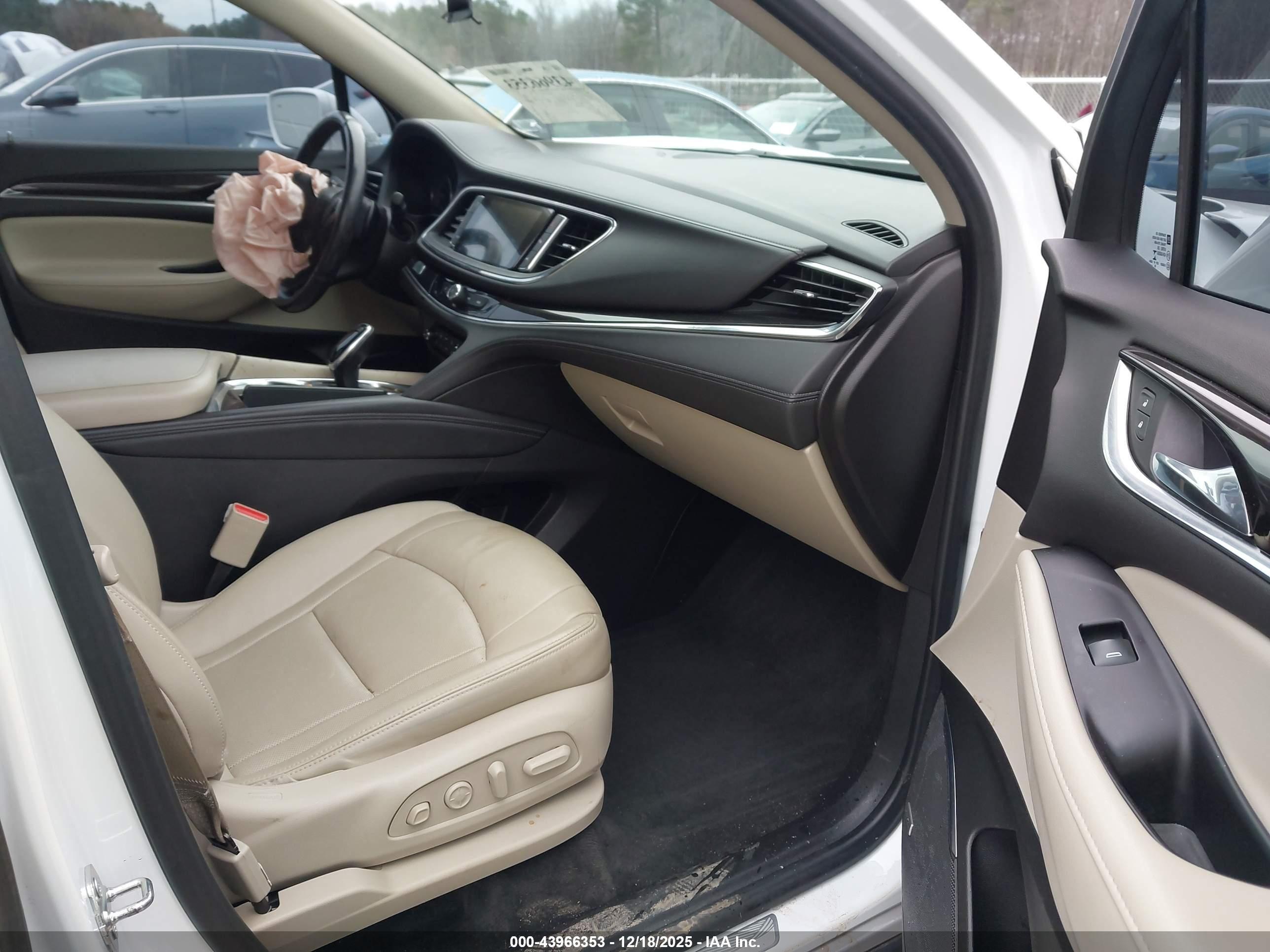 BUICK ENCLAVE image 5