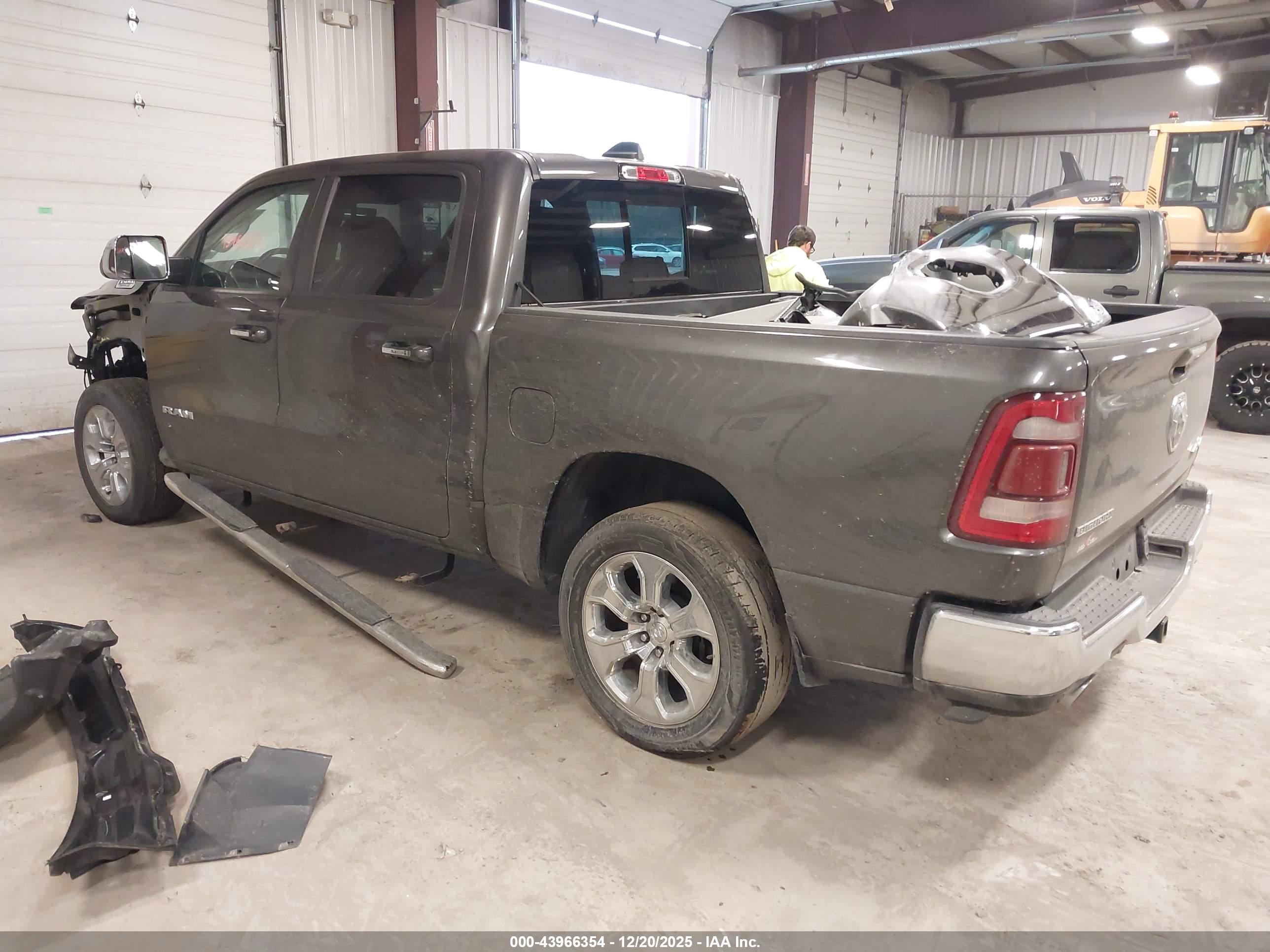 RAM 1500 image 3