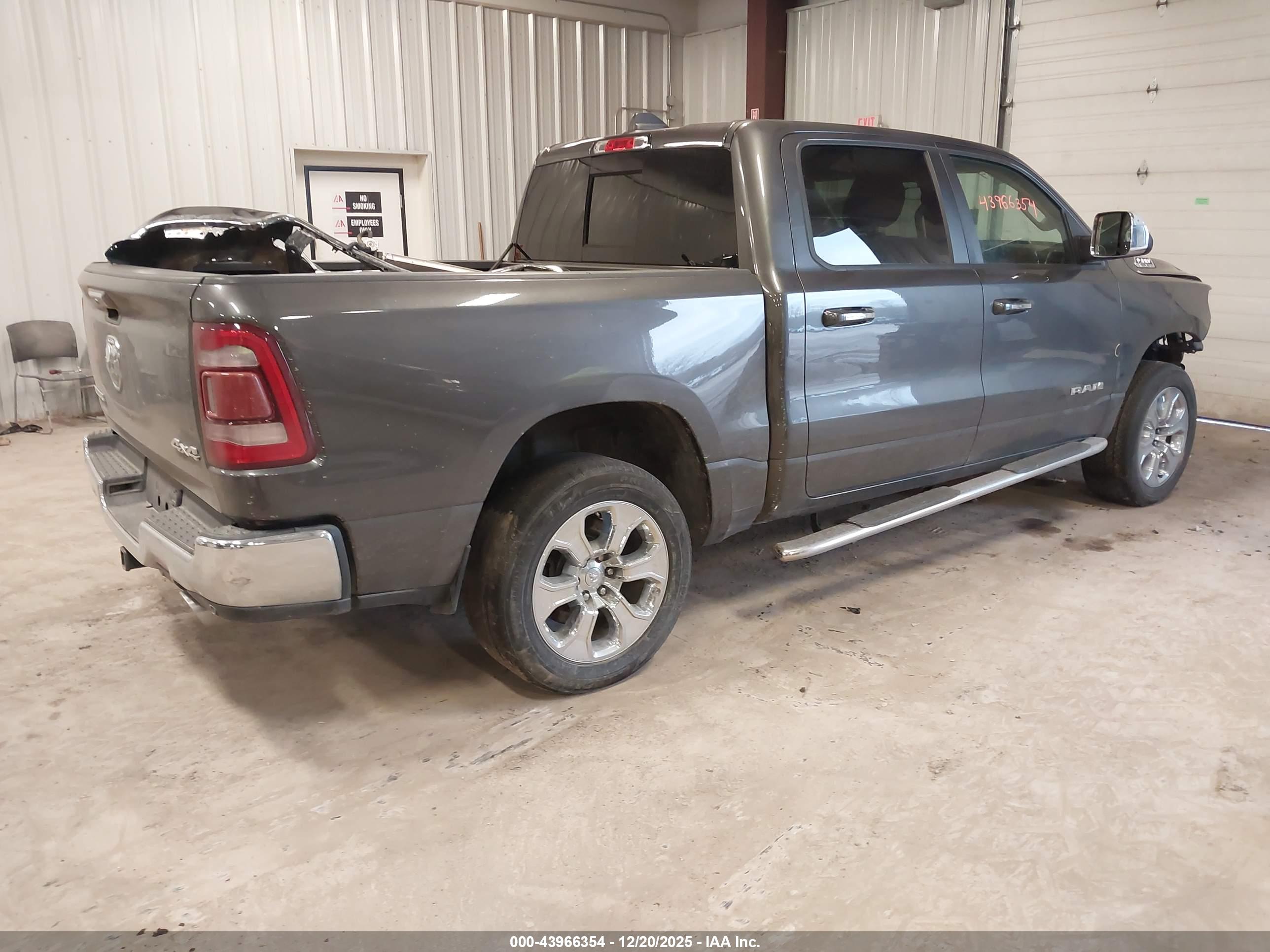 RAM 1500 image 4