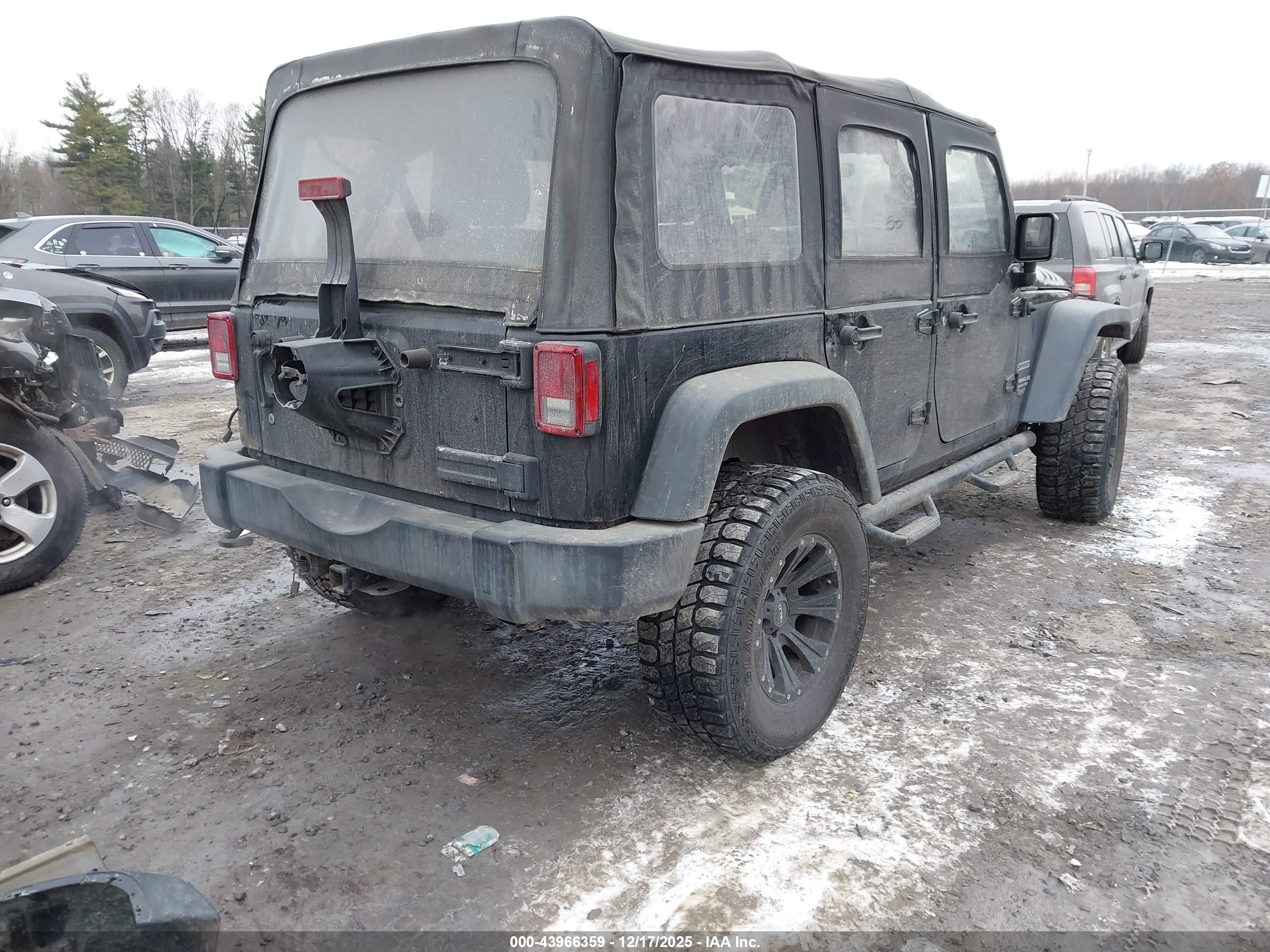 JEEP WRANGLER image 4