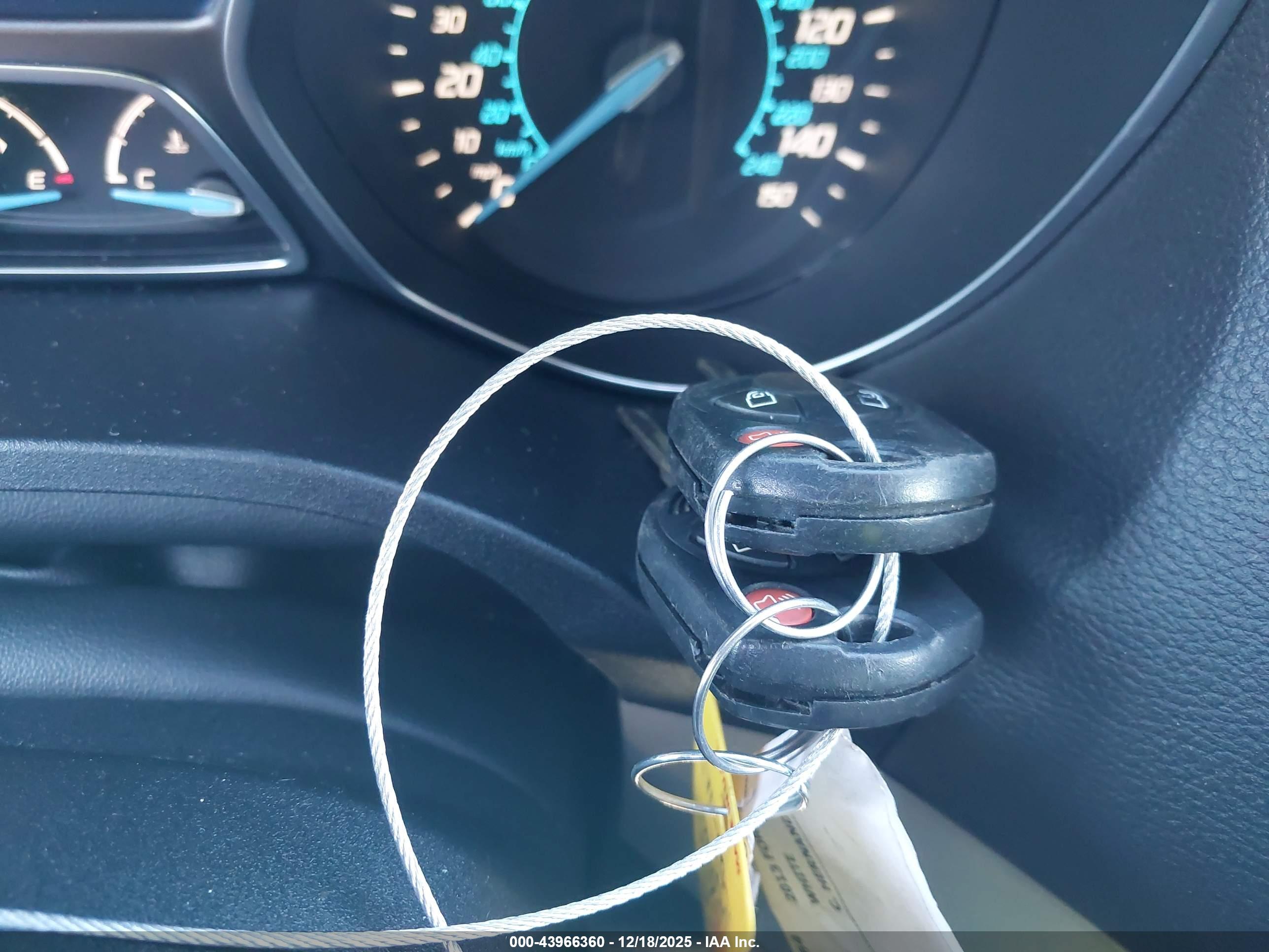 FORD ESCAPE image 11