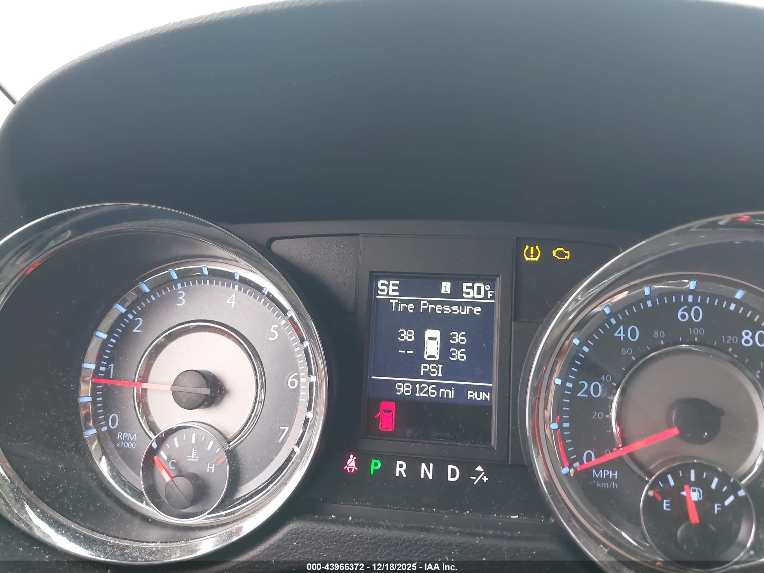 CHRYSLER TOWN image 7