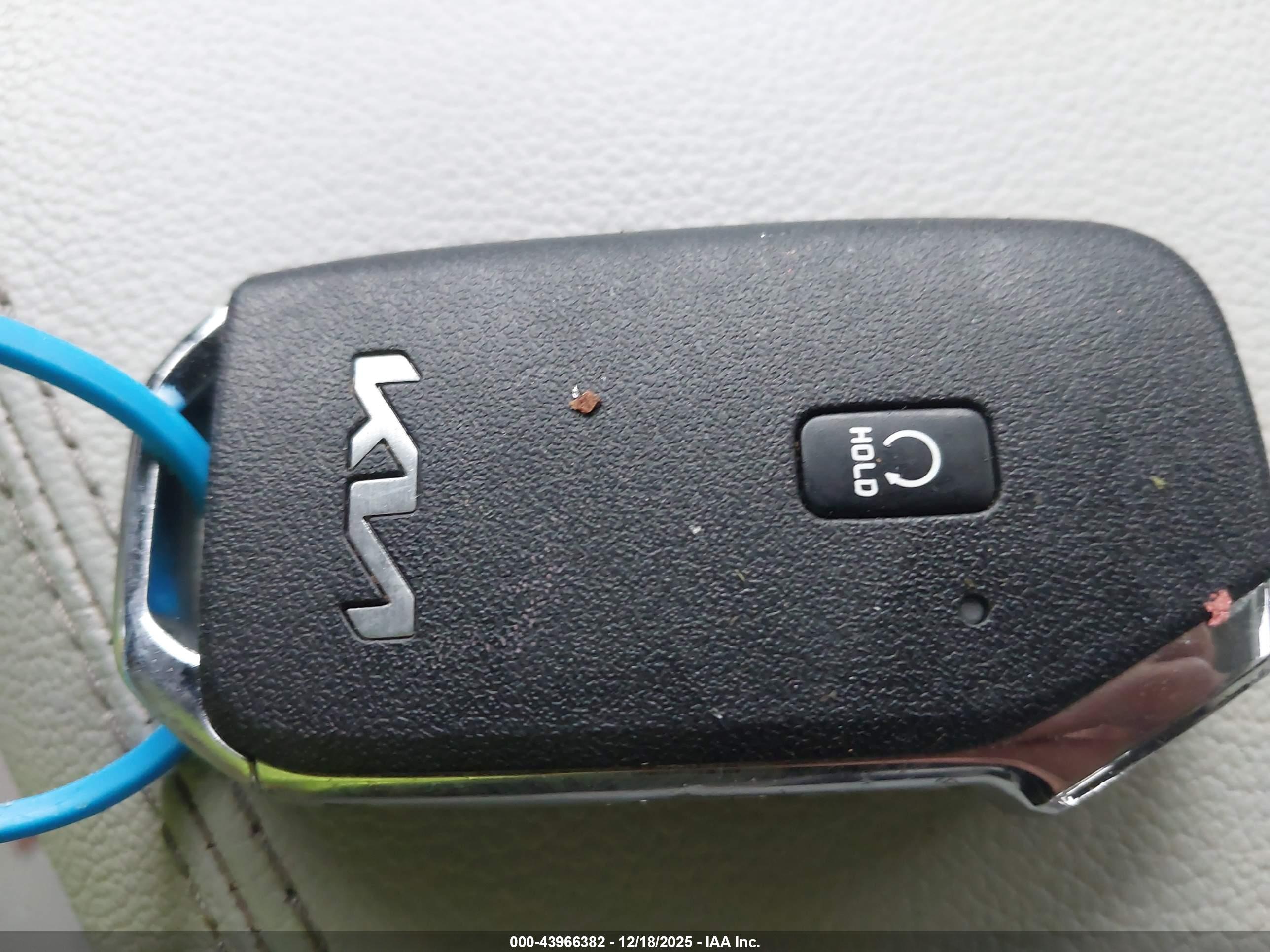 KIA SPORTAGE image 11