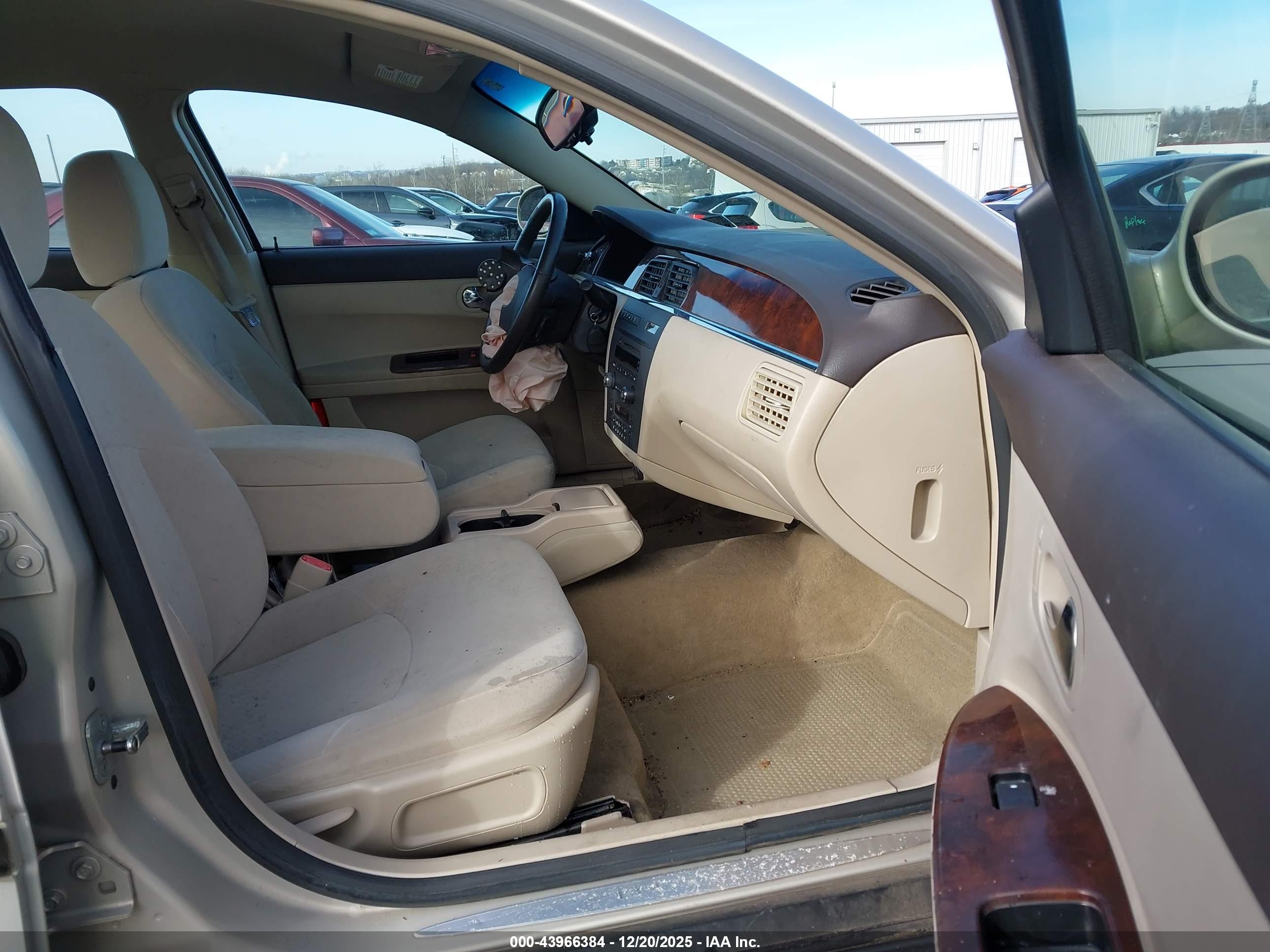 BUICK LACROSSE image 5