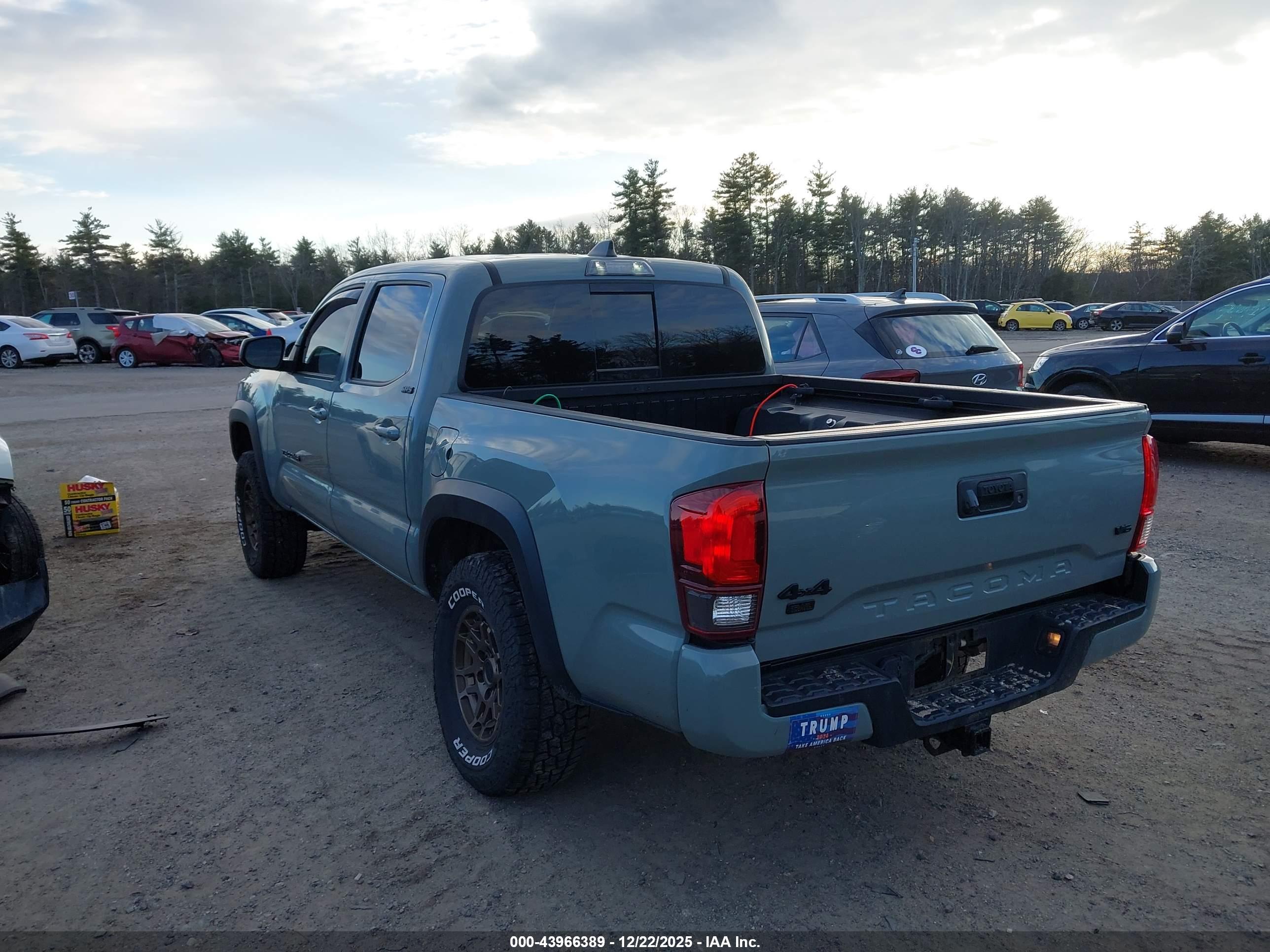 TOYOTA TACOMA image 3