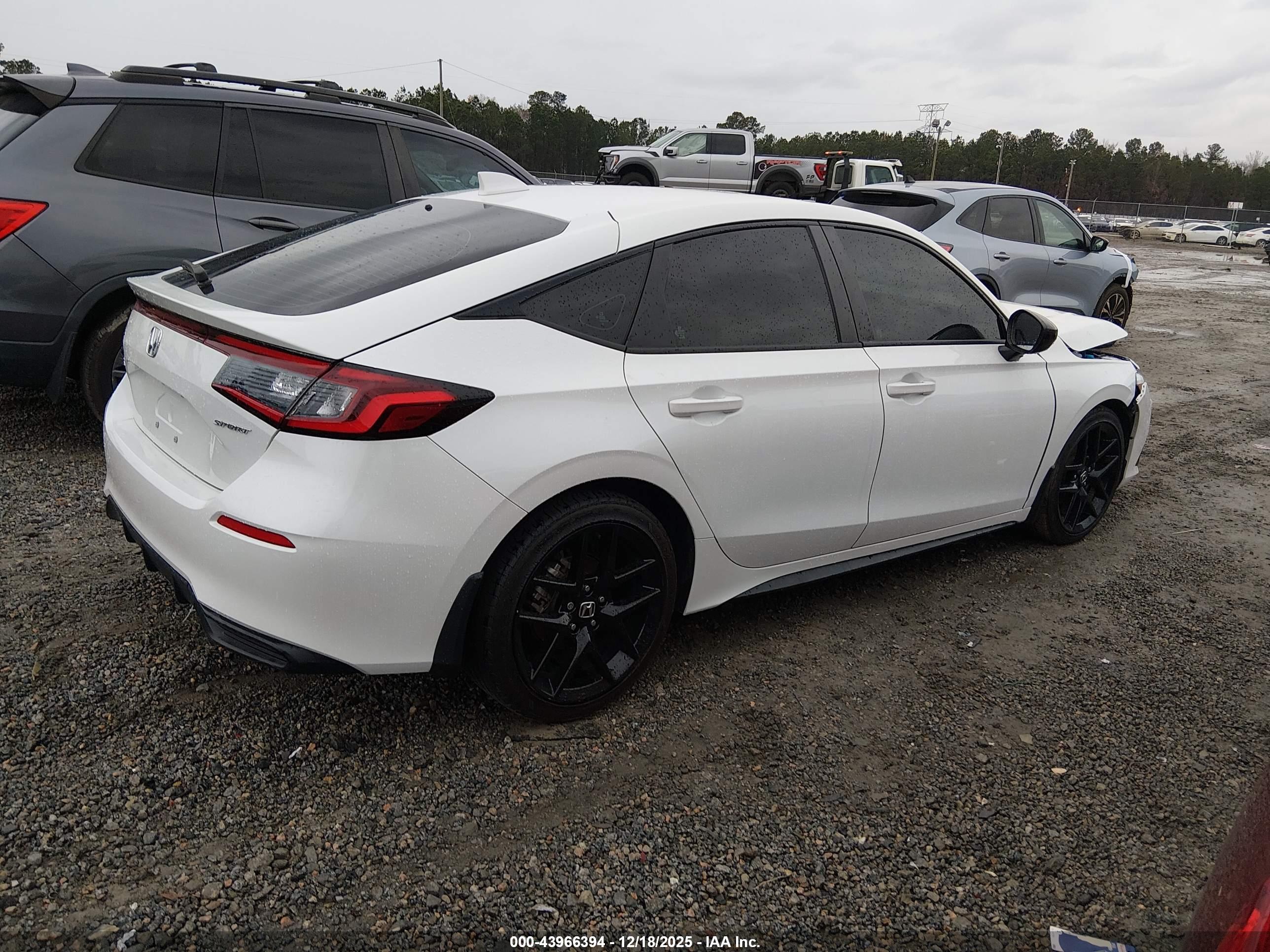 HONDA CIVIC image 4