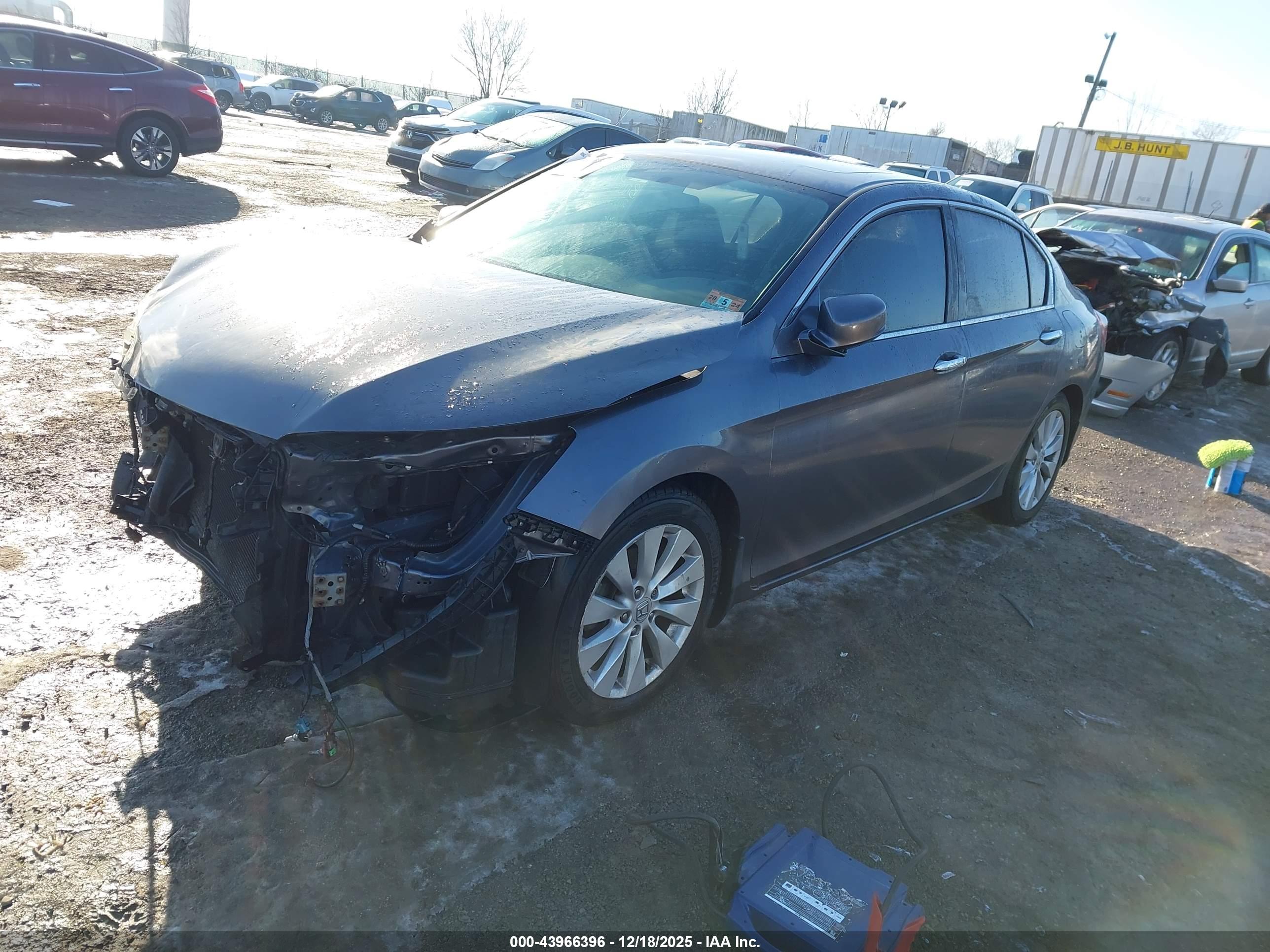 HONDA ACCORD image 2