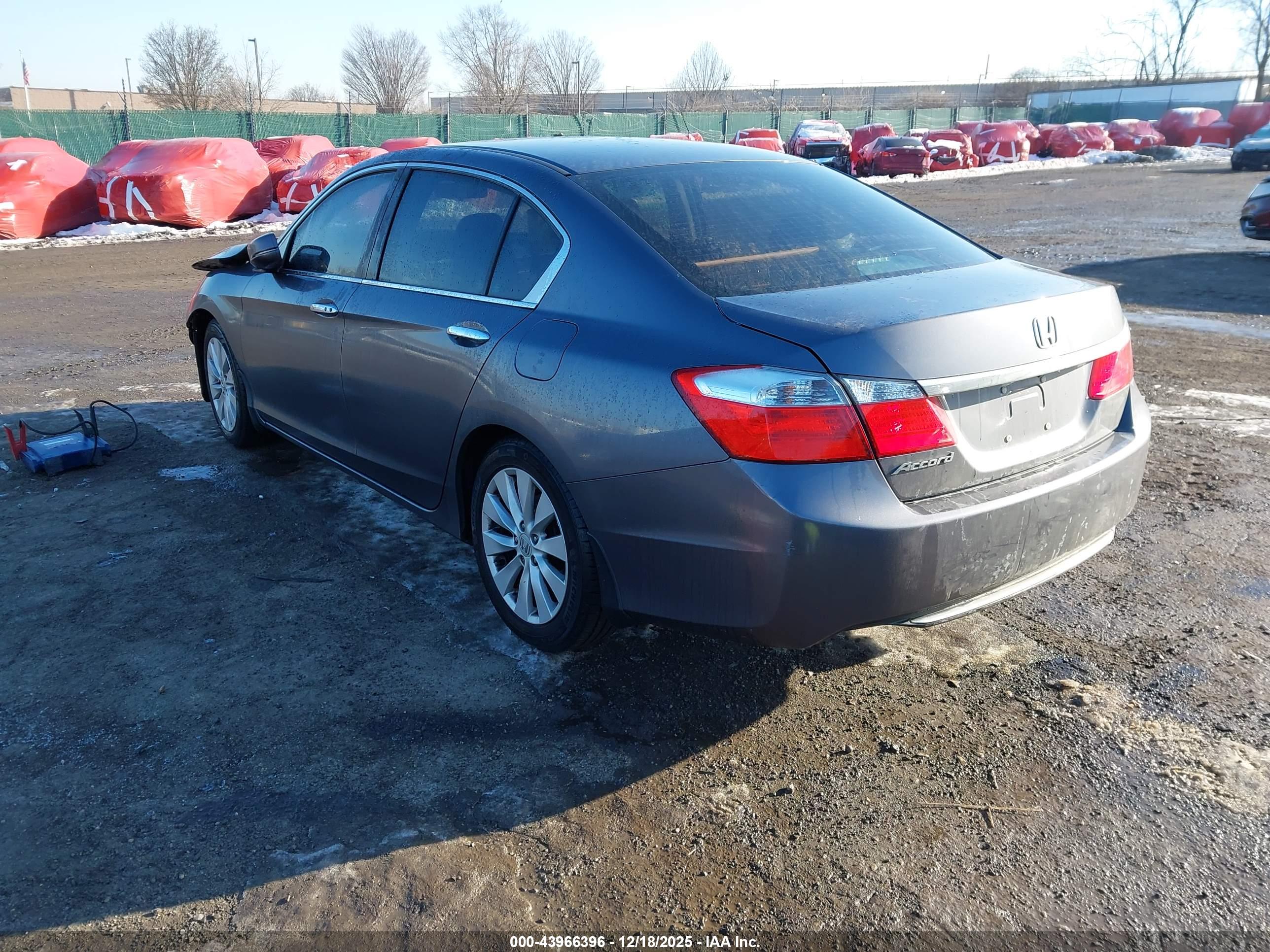 HONDA ACCORD image 3