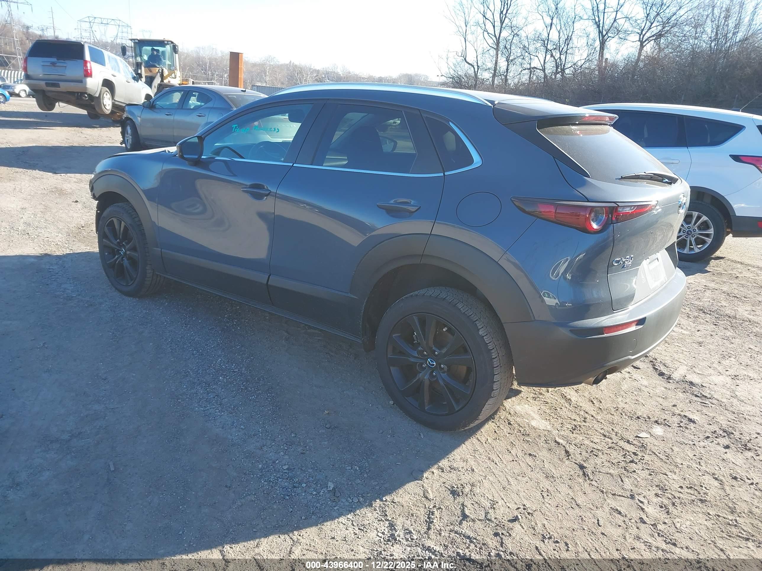 MAZDA CX-30 image 3