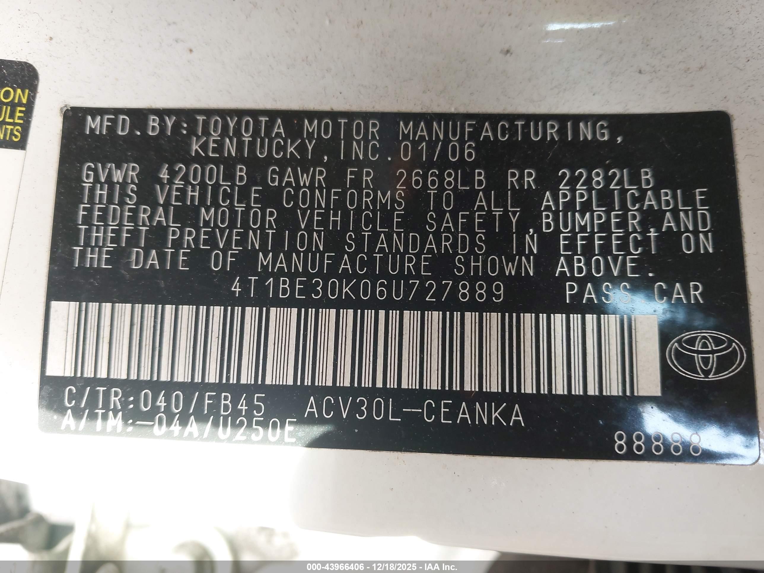 TOYOTA CAMRY image 9