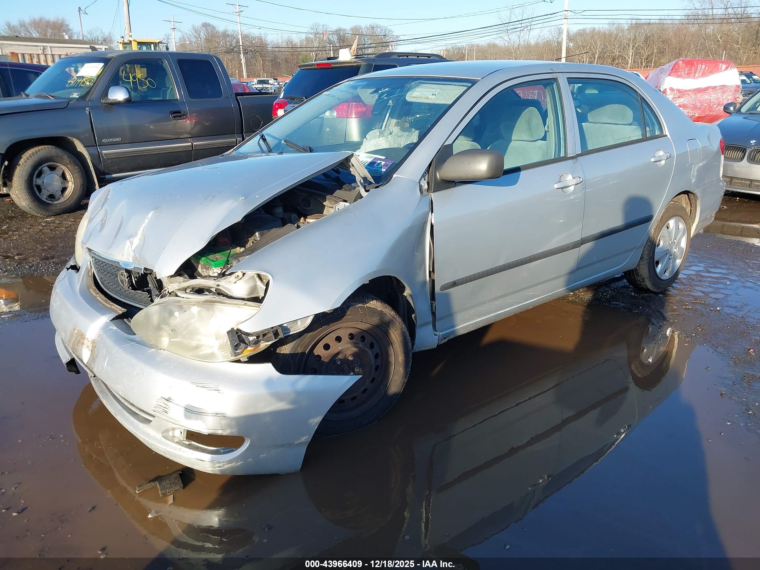 TOYOTA COROLLA image 2
